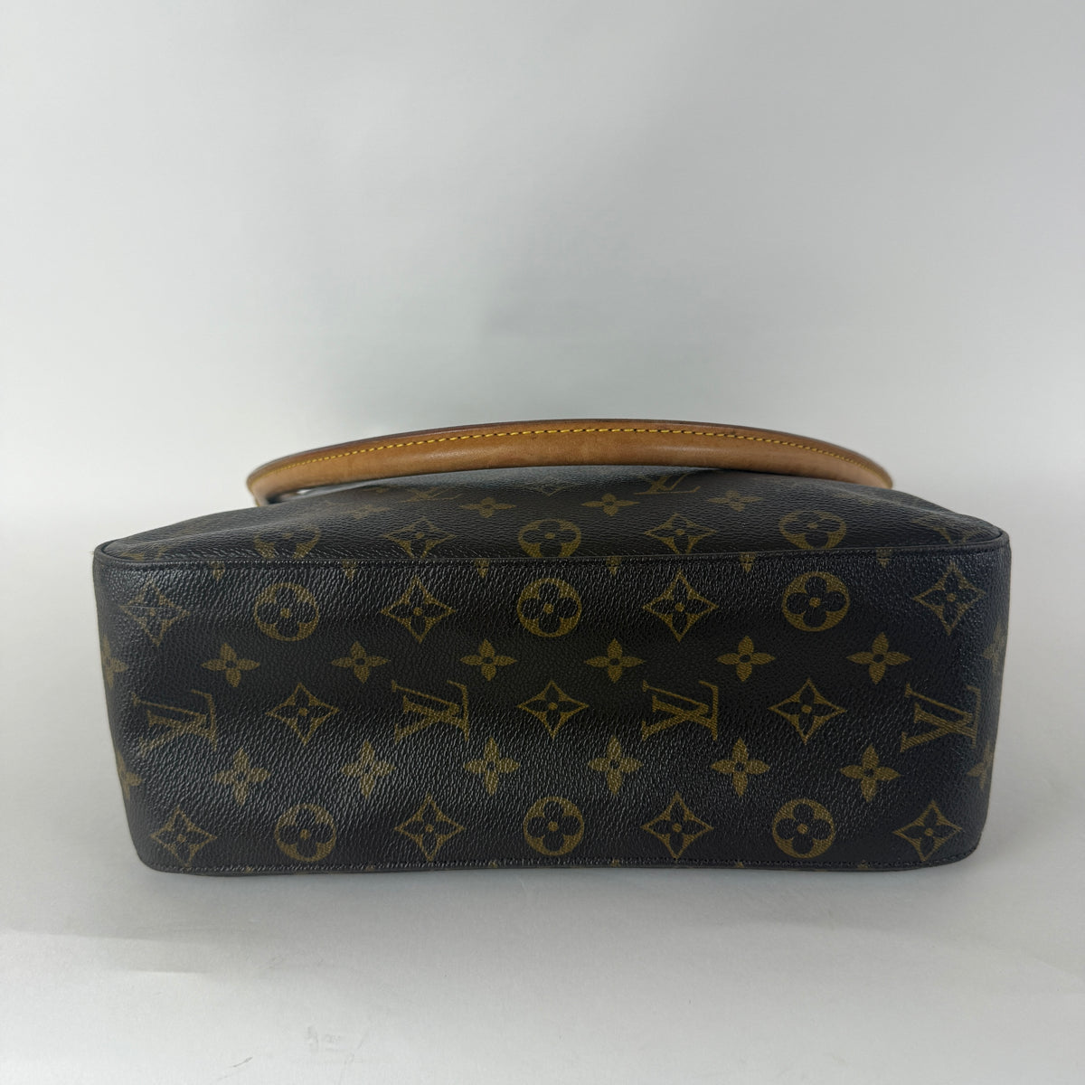 Looping GM — Monogram Canvas