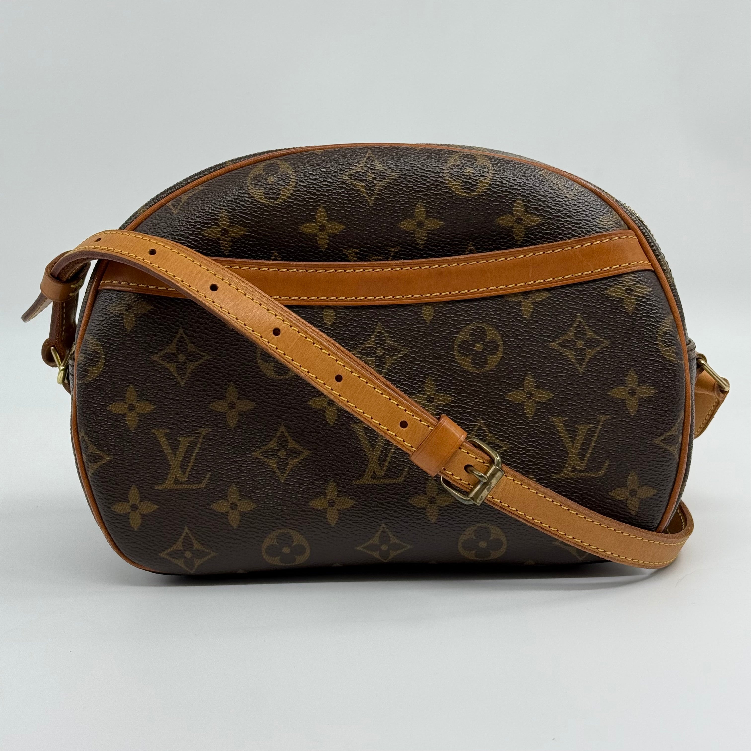 Blois Crossbody Bag