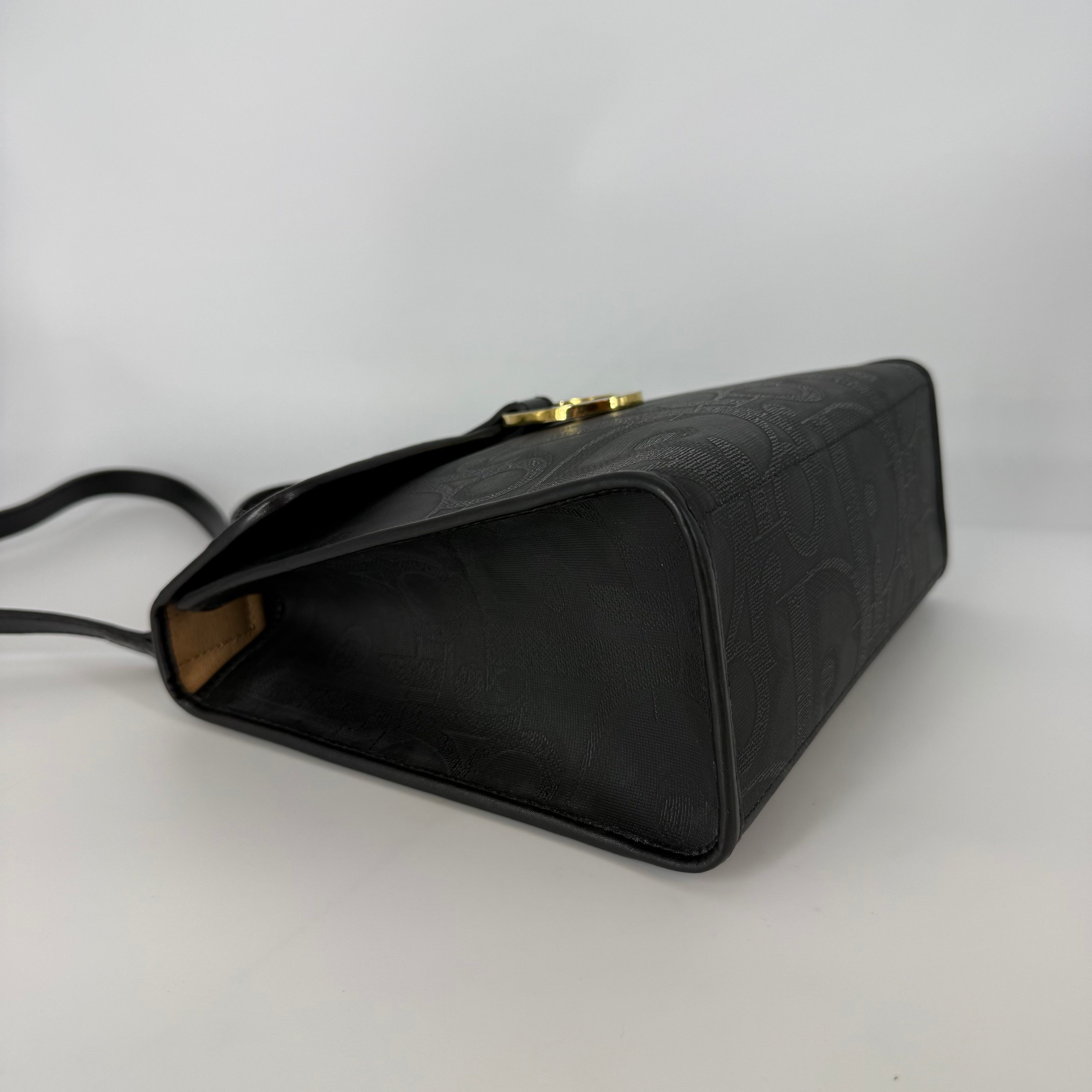 Black Oblique Trotter Shoulder Bag