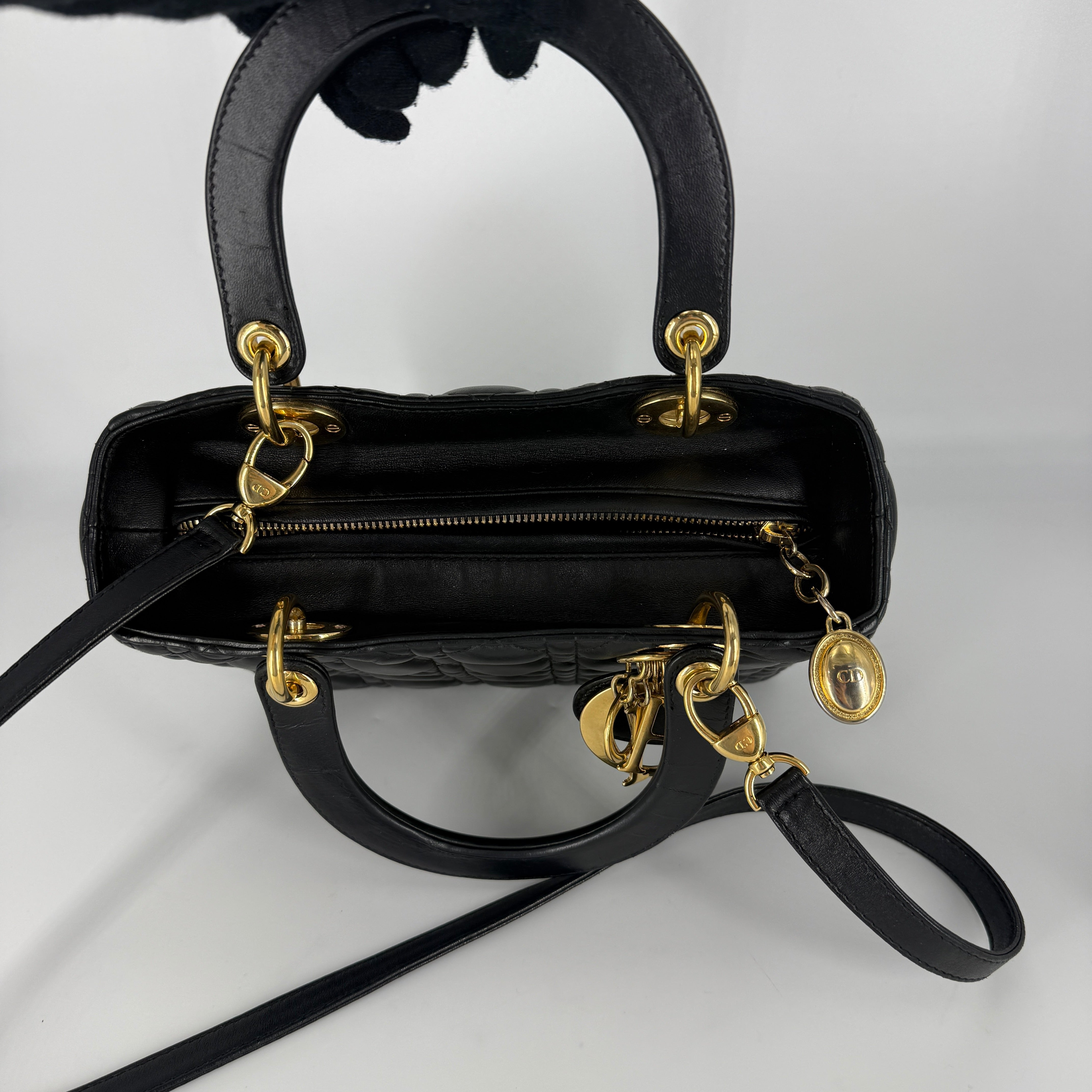 LADY DIOR Black Cannage Médium