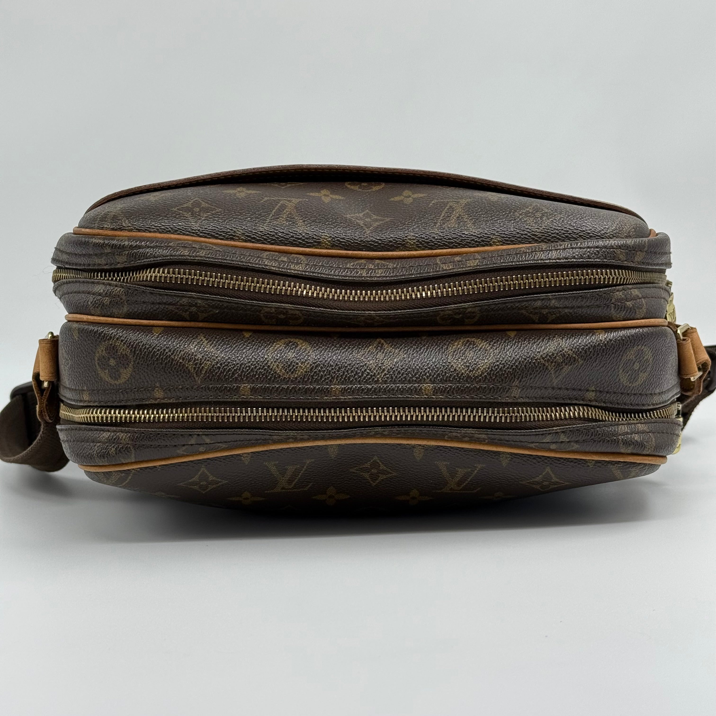 Reporter GM Crossbody Bag