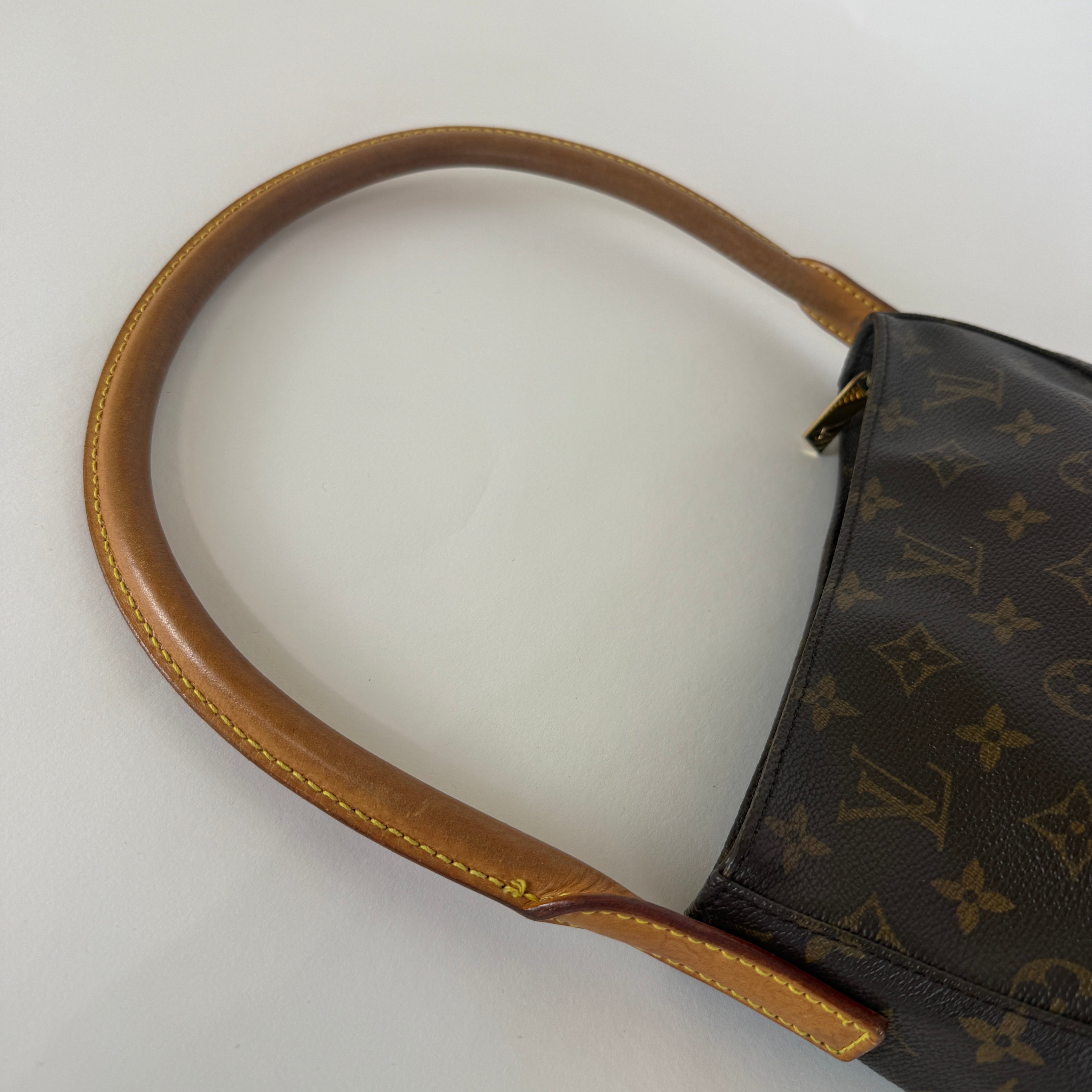 Looping MM — Monogram Canvas