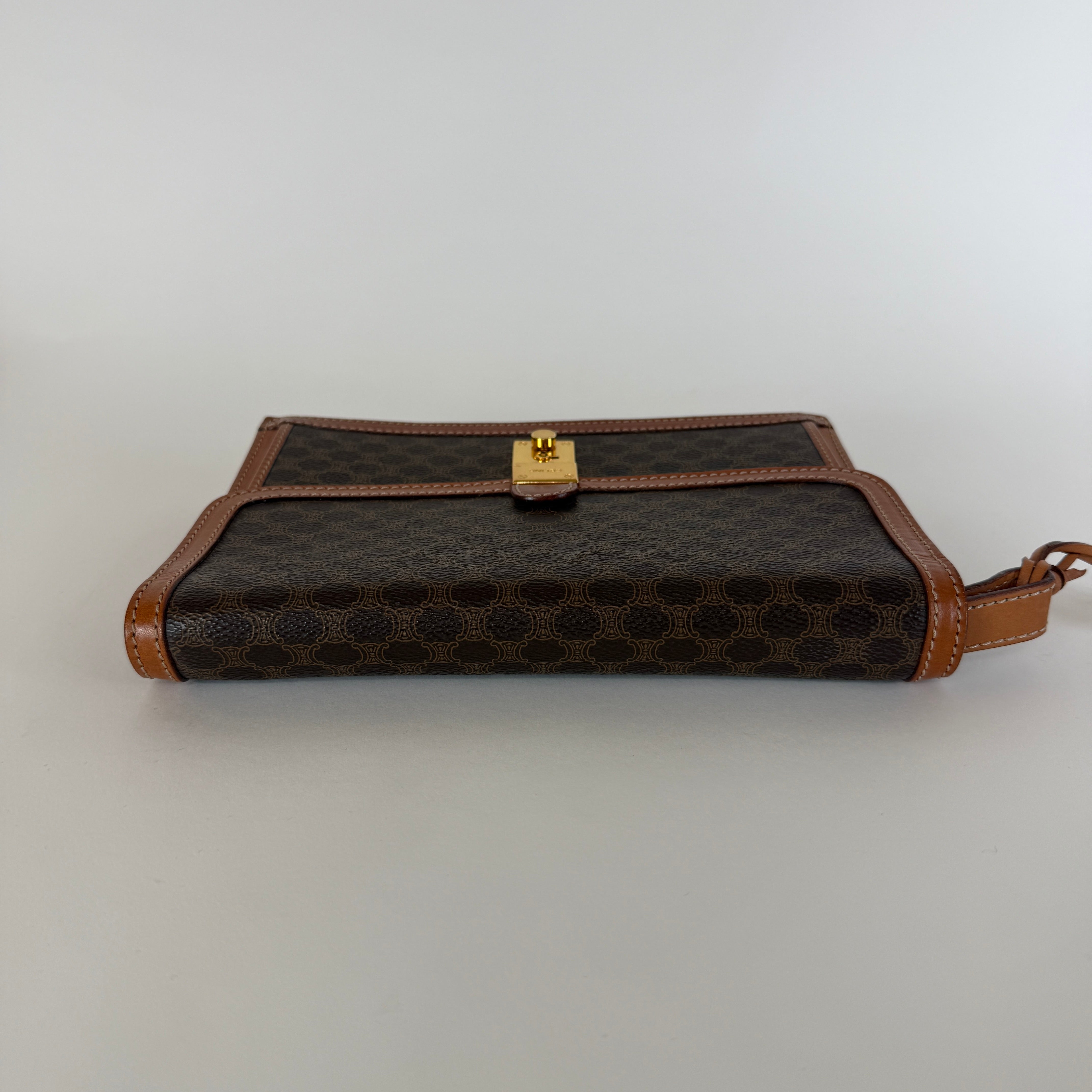Macadam Clutch — Triomphe Canvas