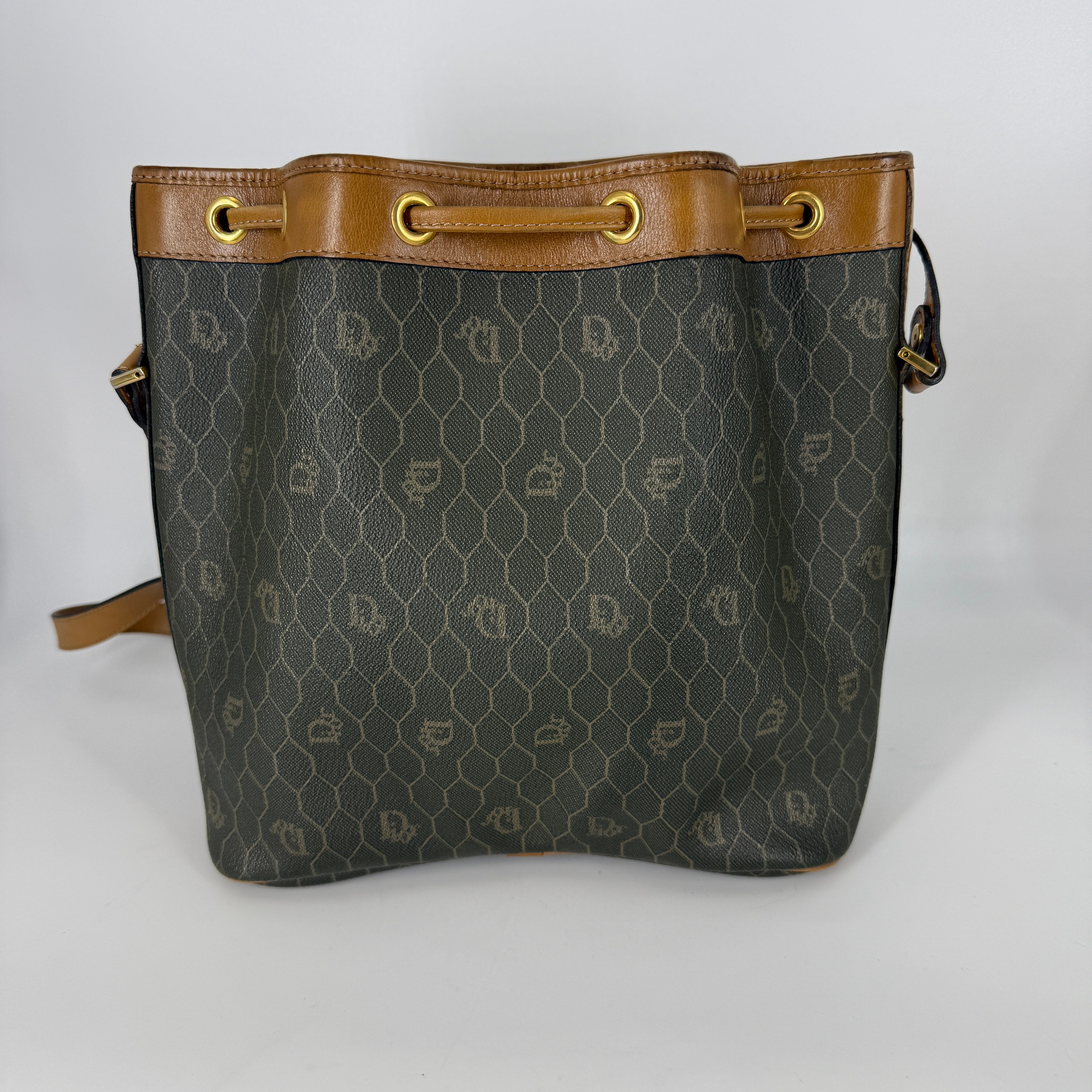 Vintage Bucket Bag