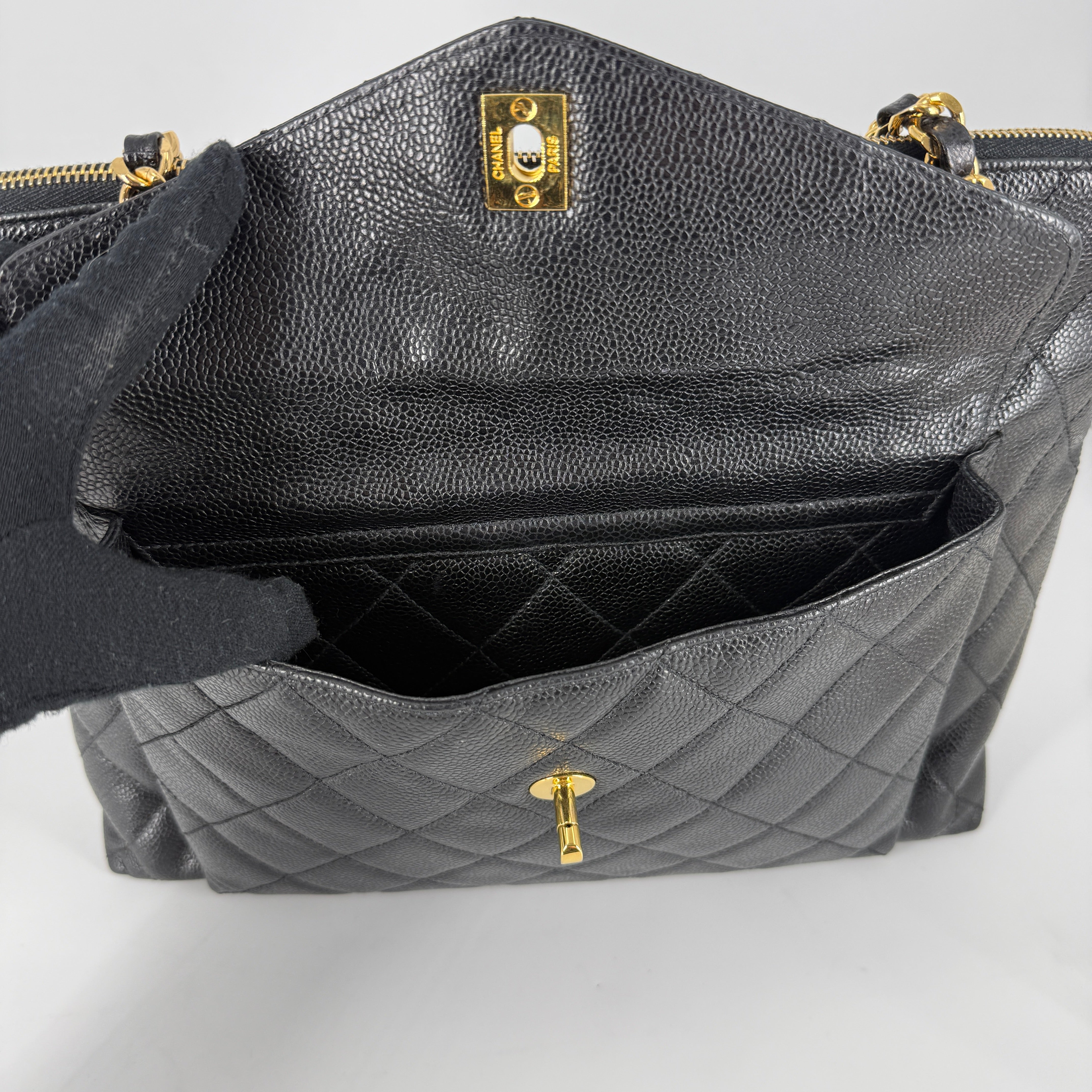 Quilted Caviar Tote Bag – Black