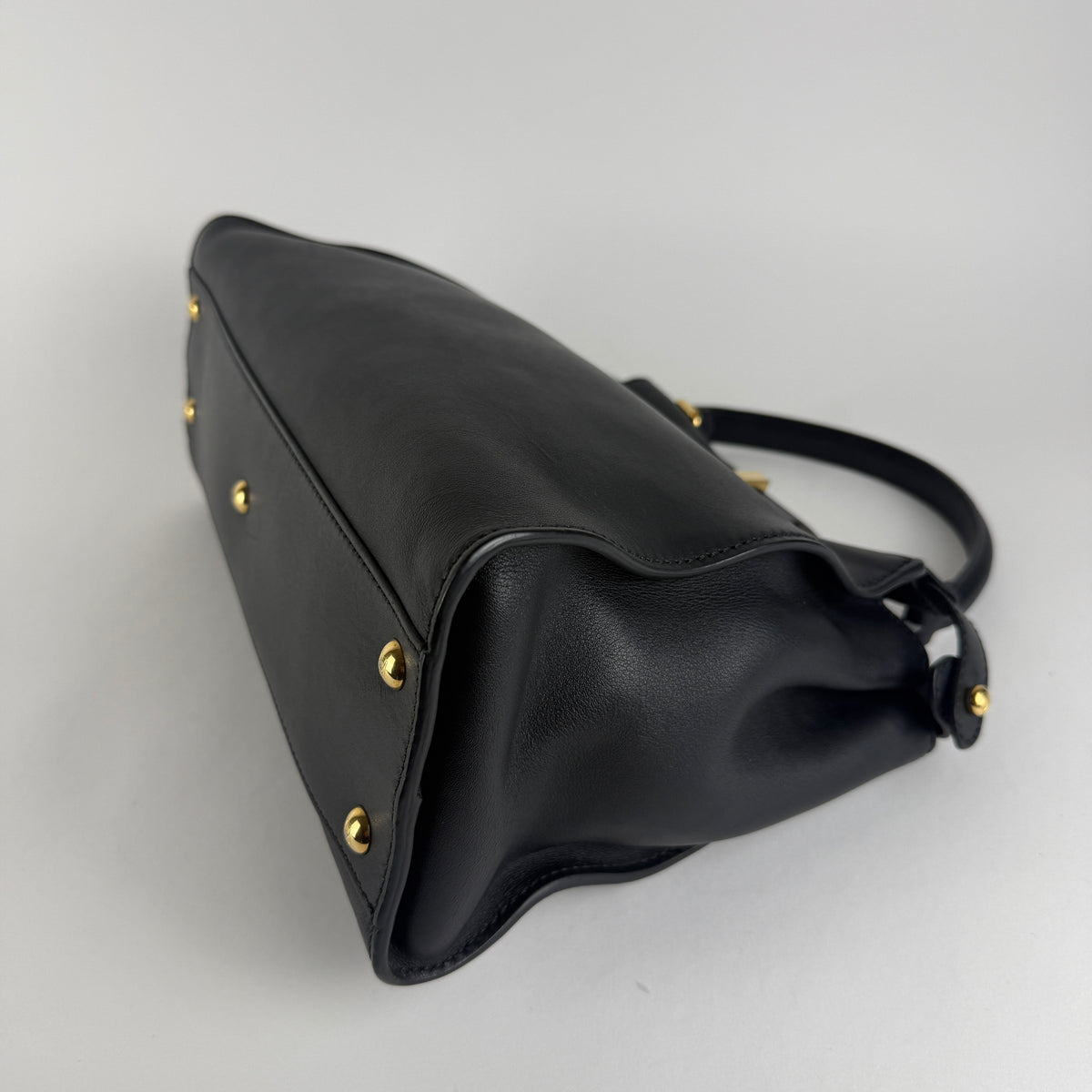 Peekaboo Medium — Black Leather — Gold-Tone Hardware