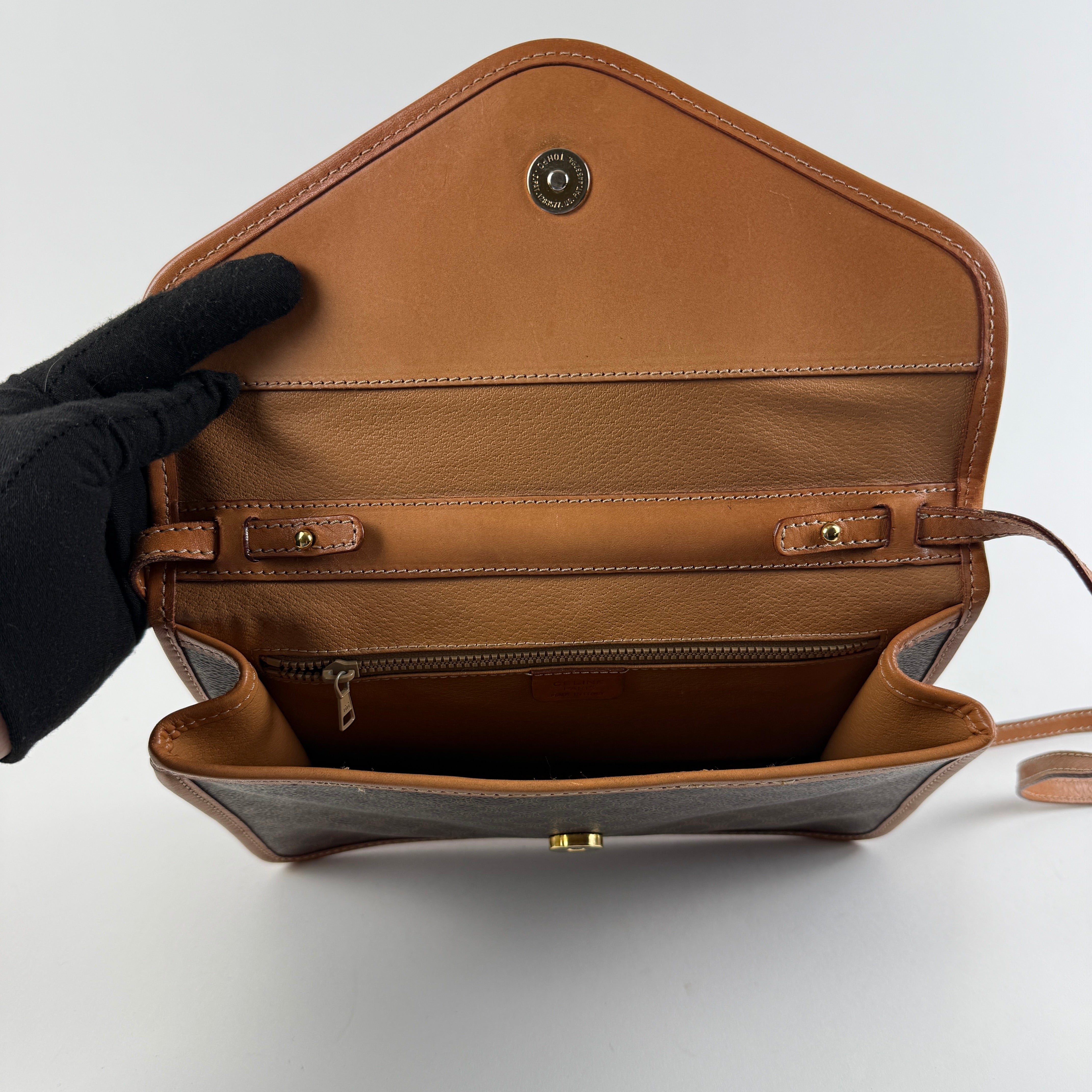CROSSBODY MACADAM