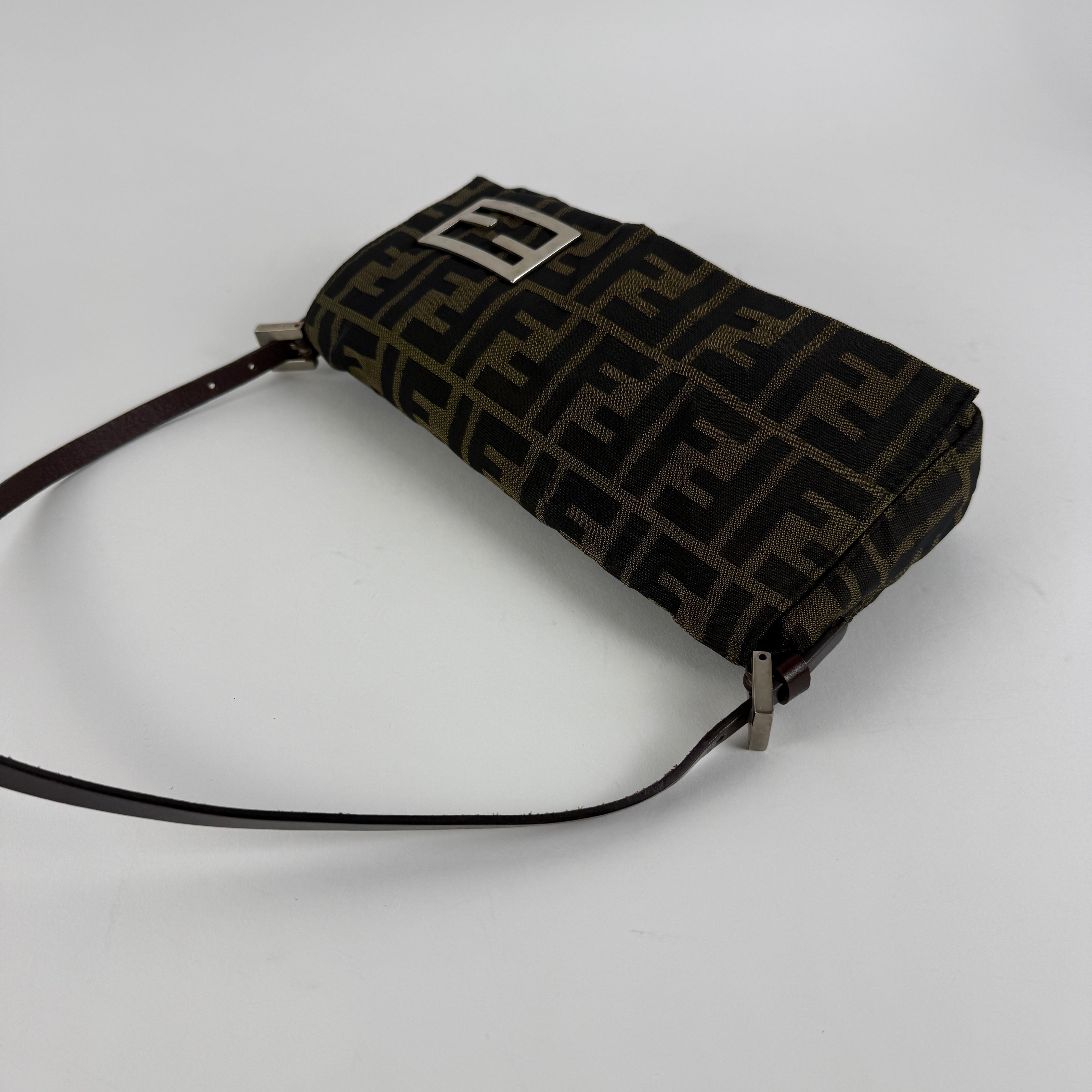 Baguette Zucca Canvas
