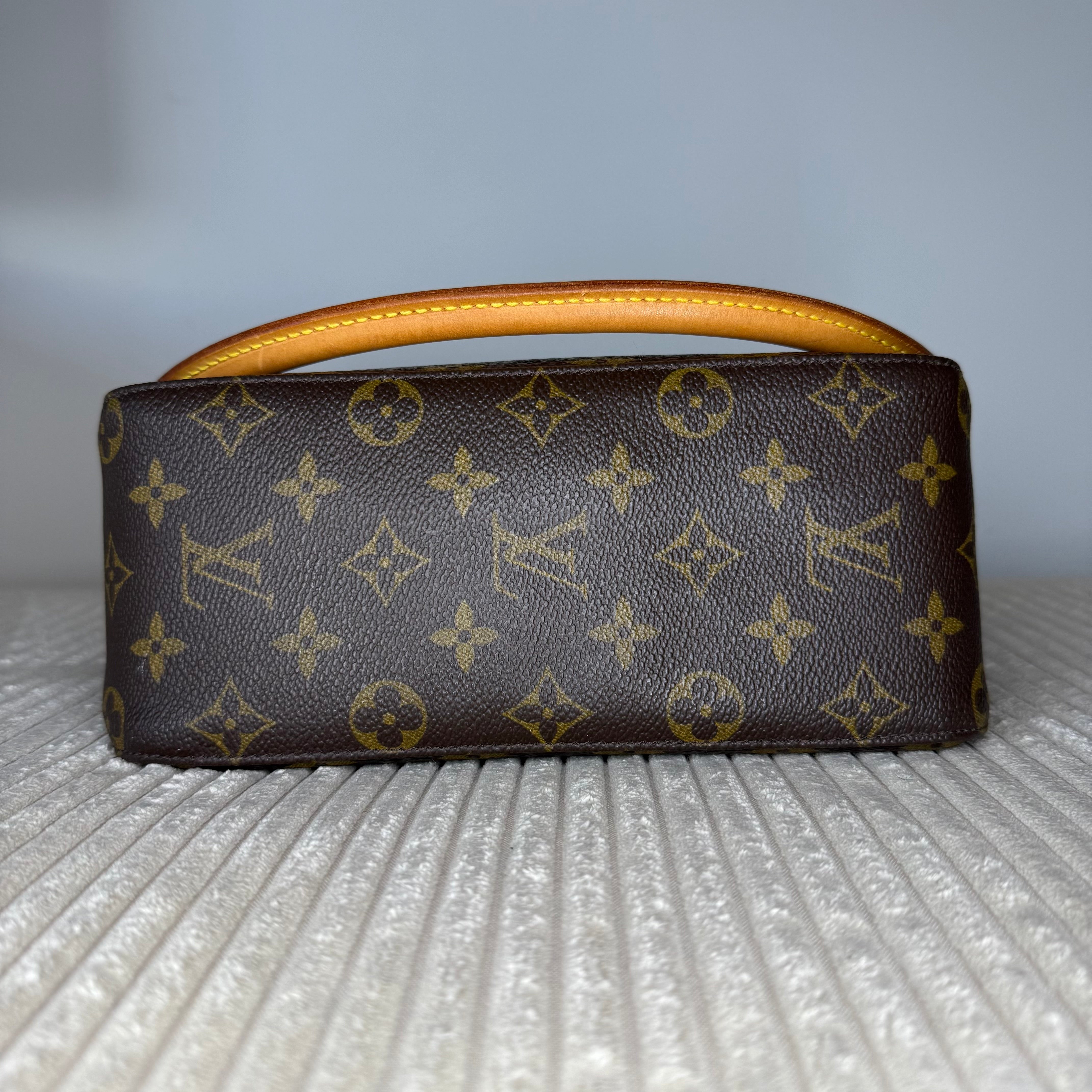 Monogram Looping MM