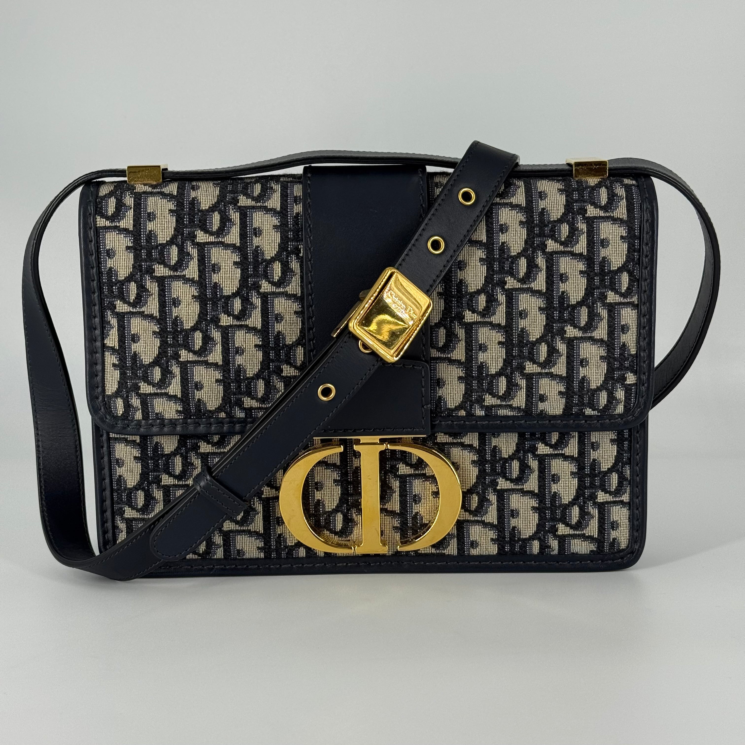 Montaigne 30 Navy Blue