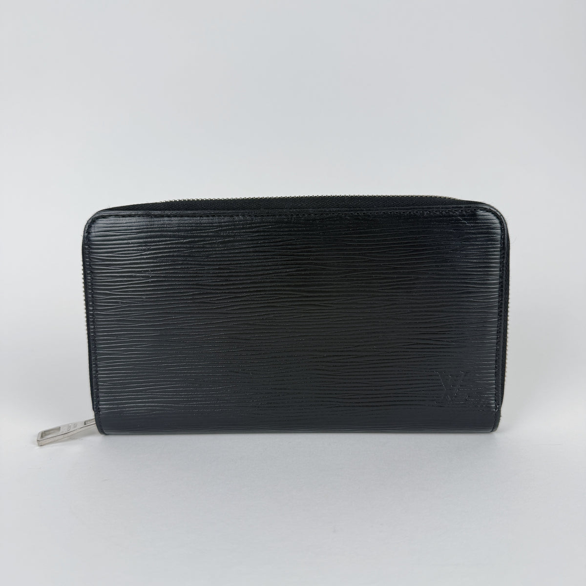 Zippy Organizer Wallet — Black Epi Leather — Silver Hardware