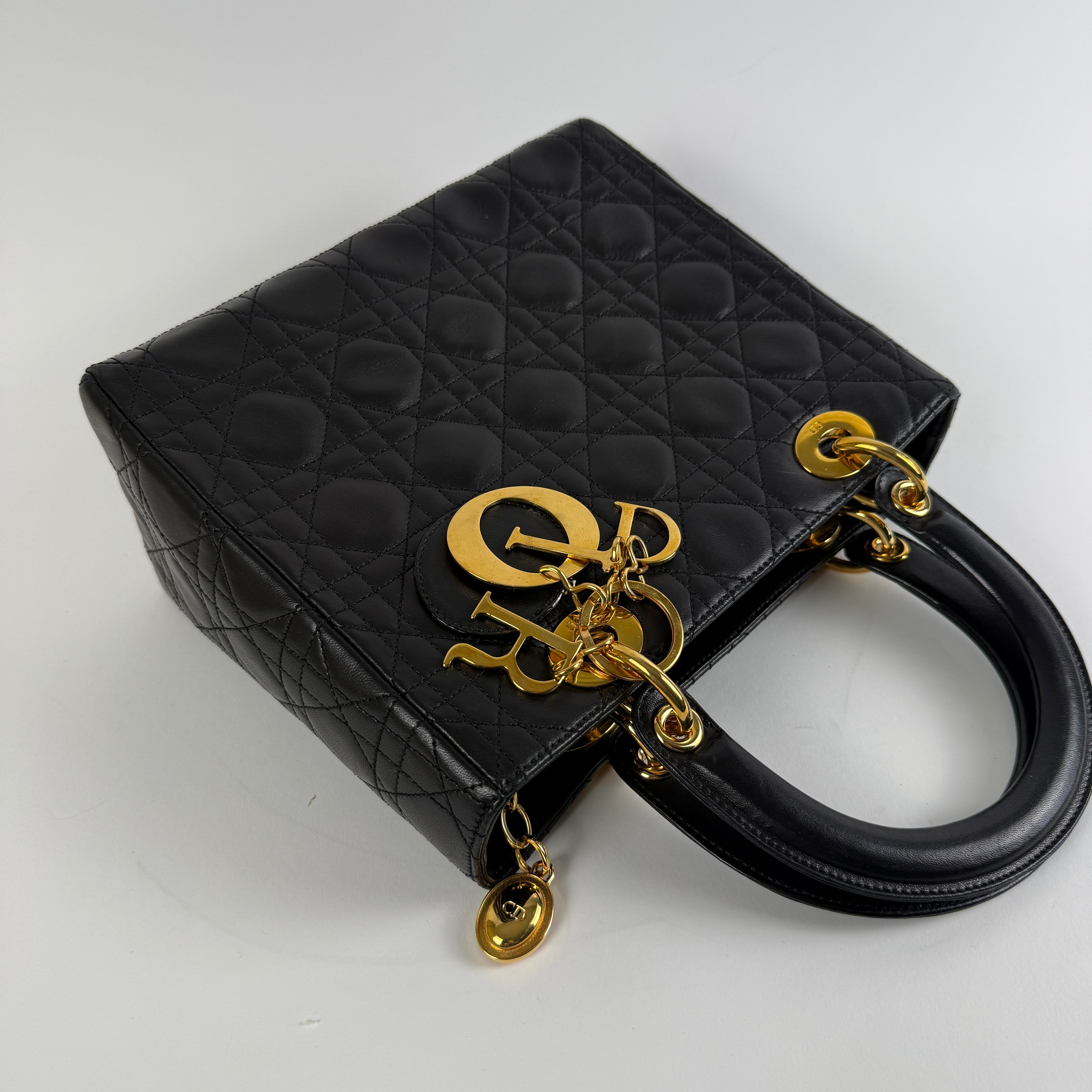 LADY DIOR MÉDIUM BLACK