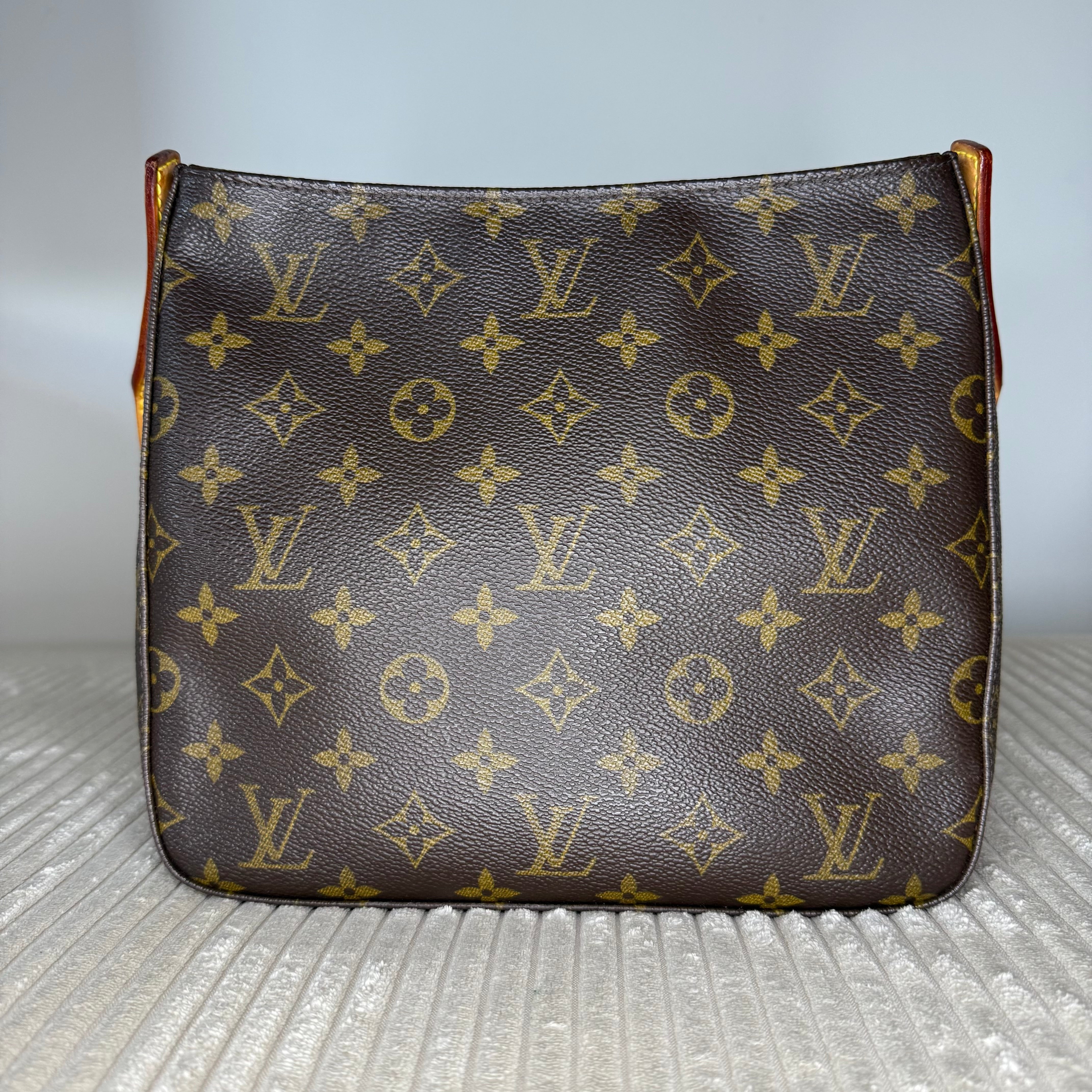 Monogram Looping MM