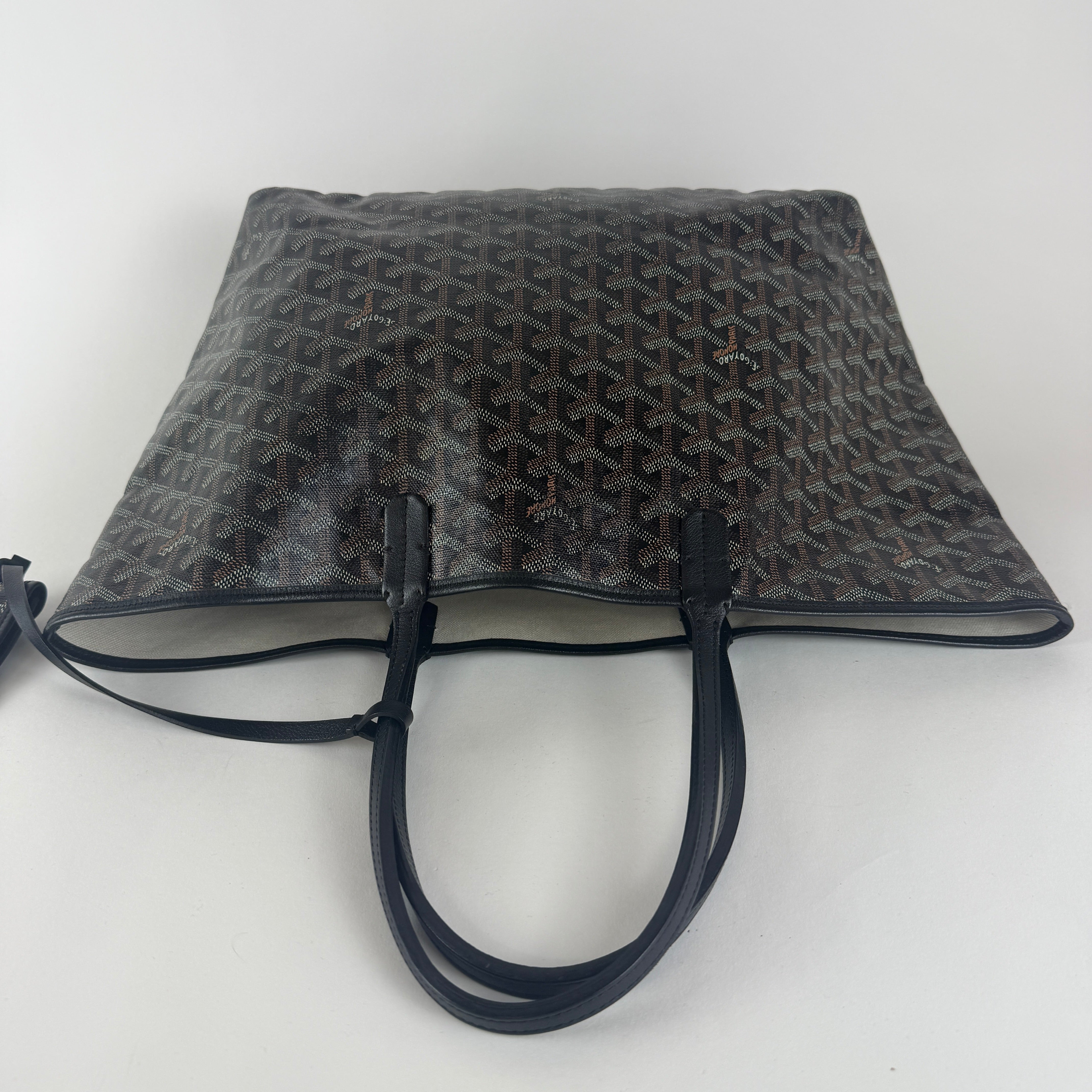 Saint Louis PM — Black Goyardine Canvas