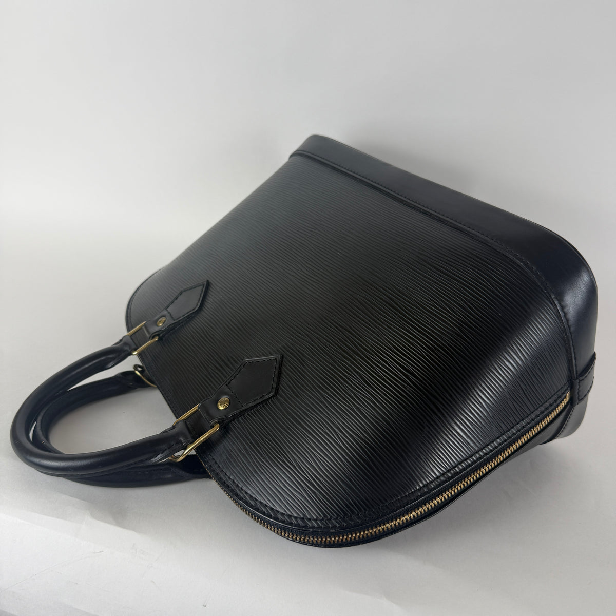 Alma PM — Black Epi Leather — Gold-Tone Hardware