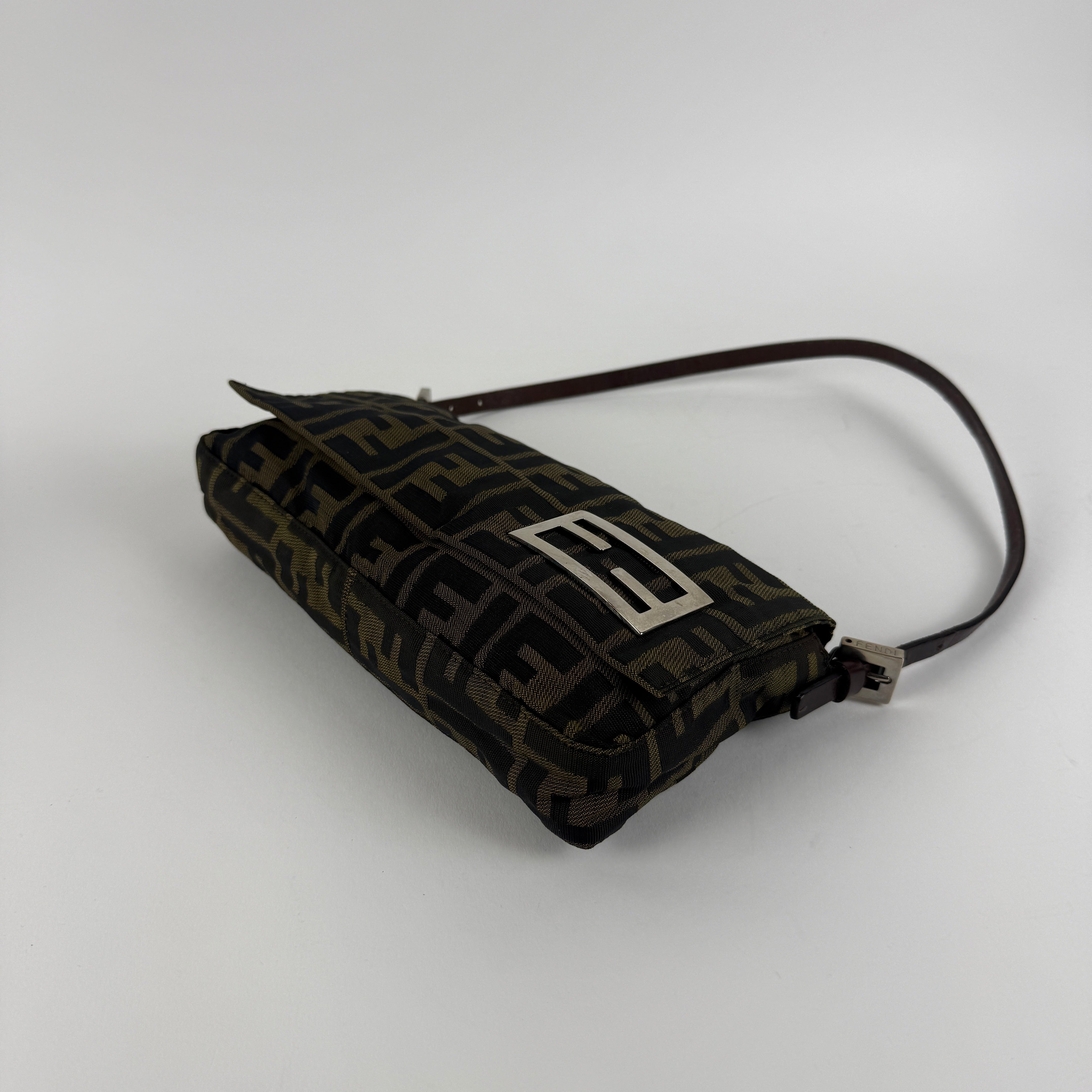 Baguette Zucca Canvas