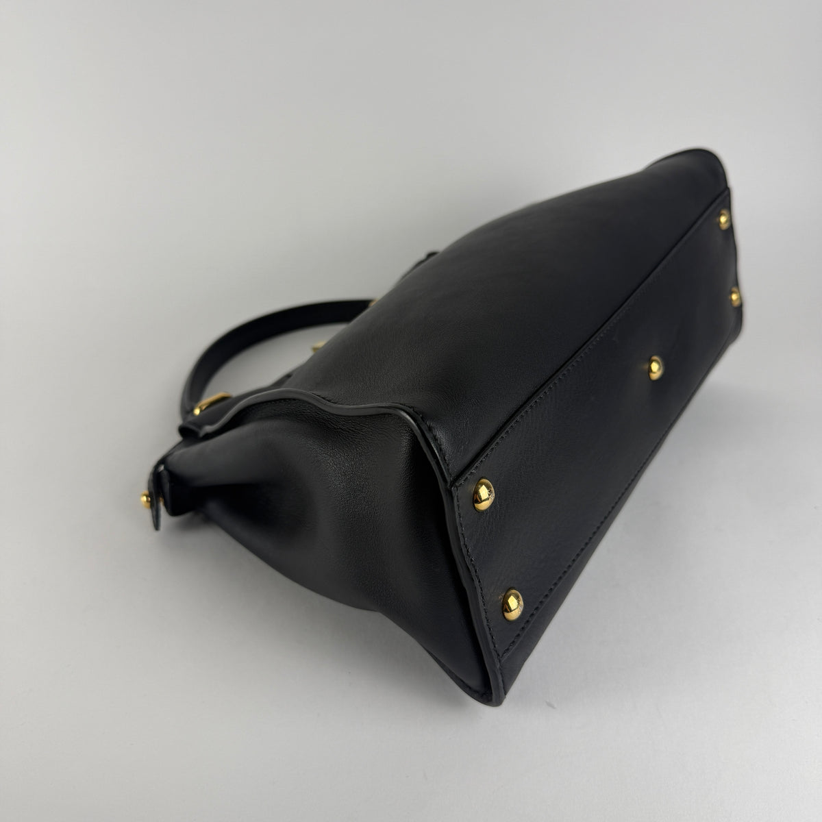 Peekaboo Medium — Black Leather — Gold-Tone Hardware
