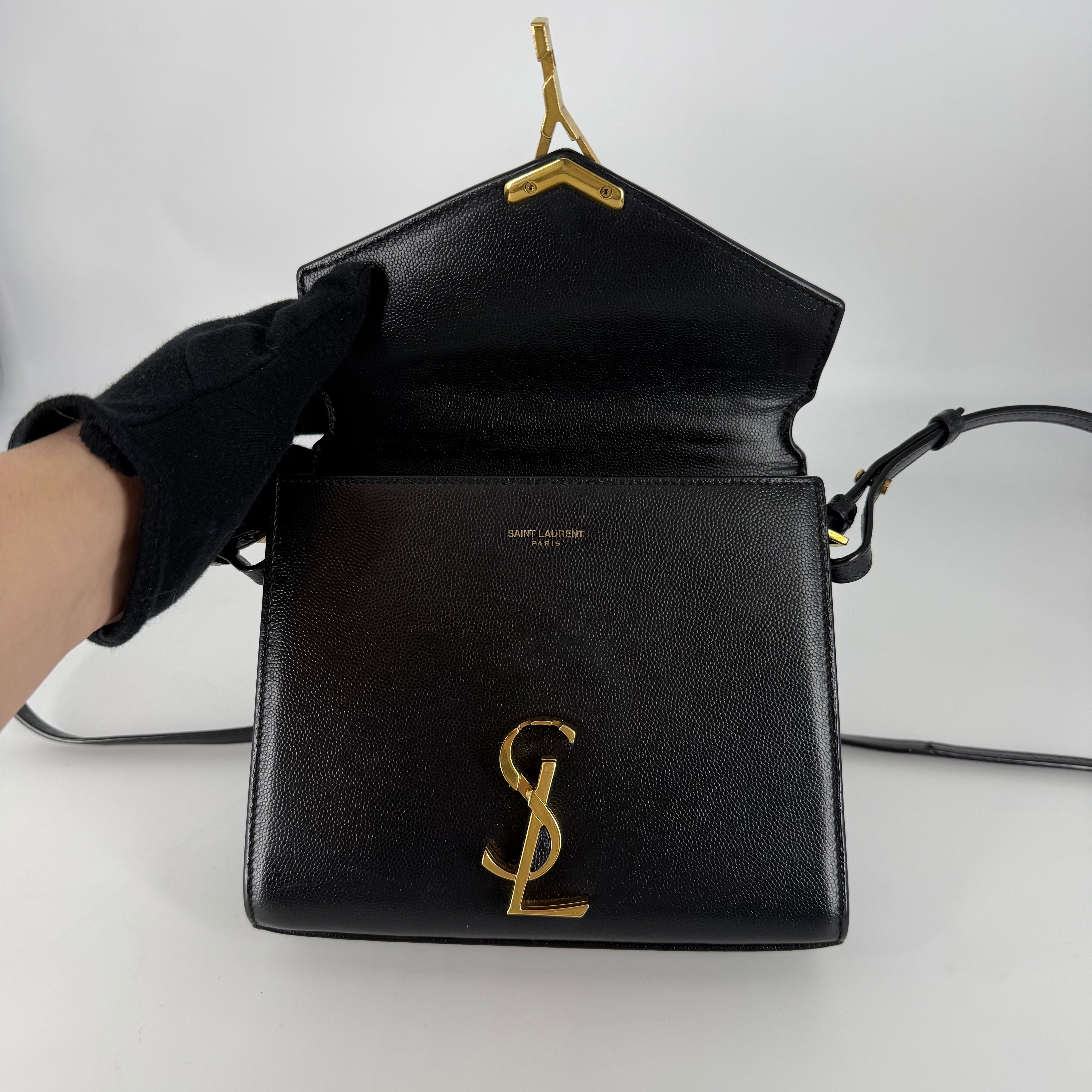 Cassandra Mini Top Handle
