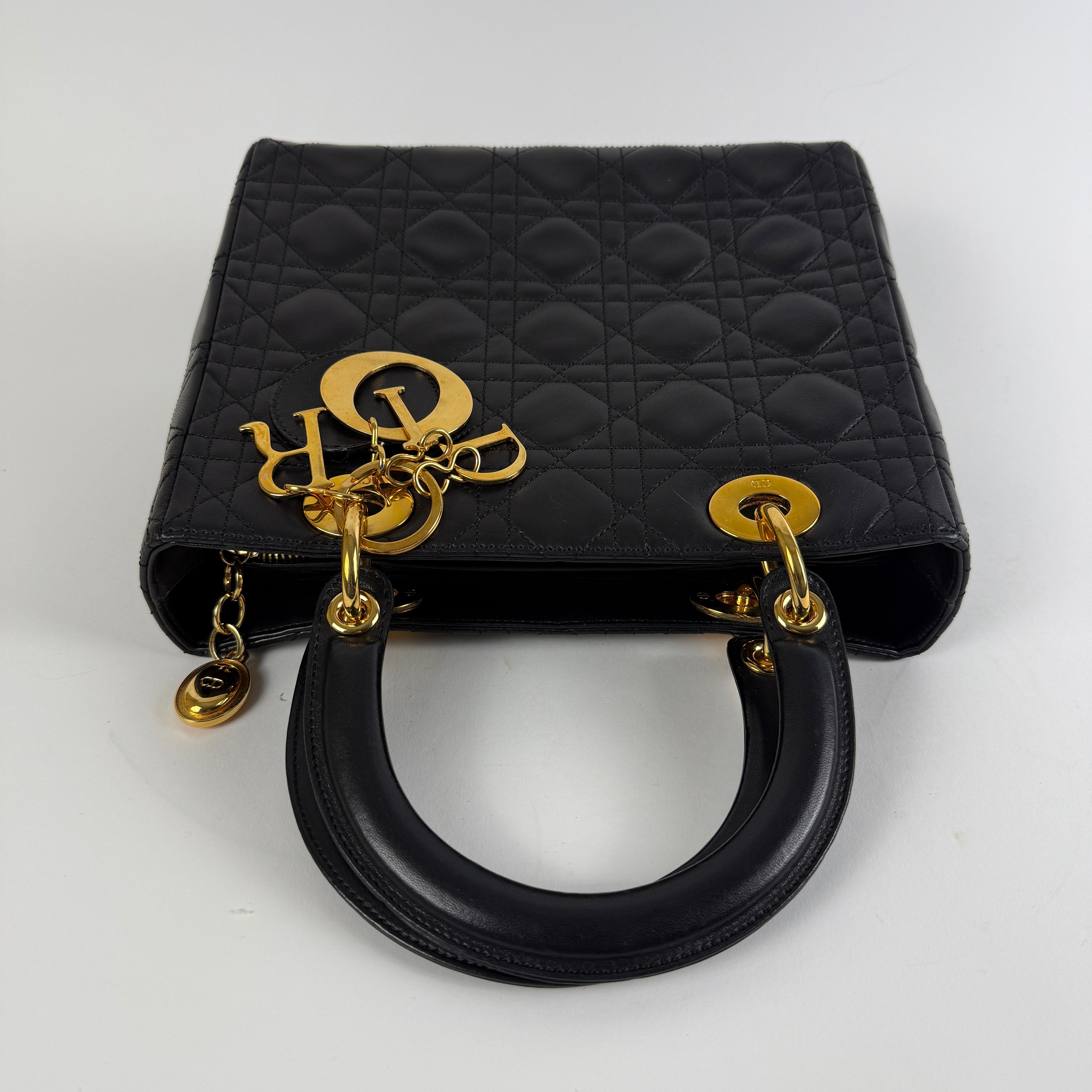 LADY DIOR MÉDIUM BLACK
