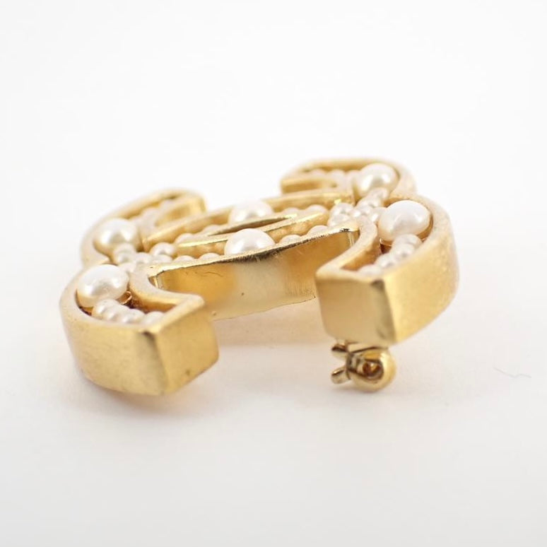 Vintage Brooch with Pearls