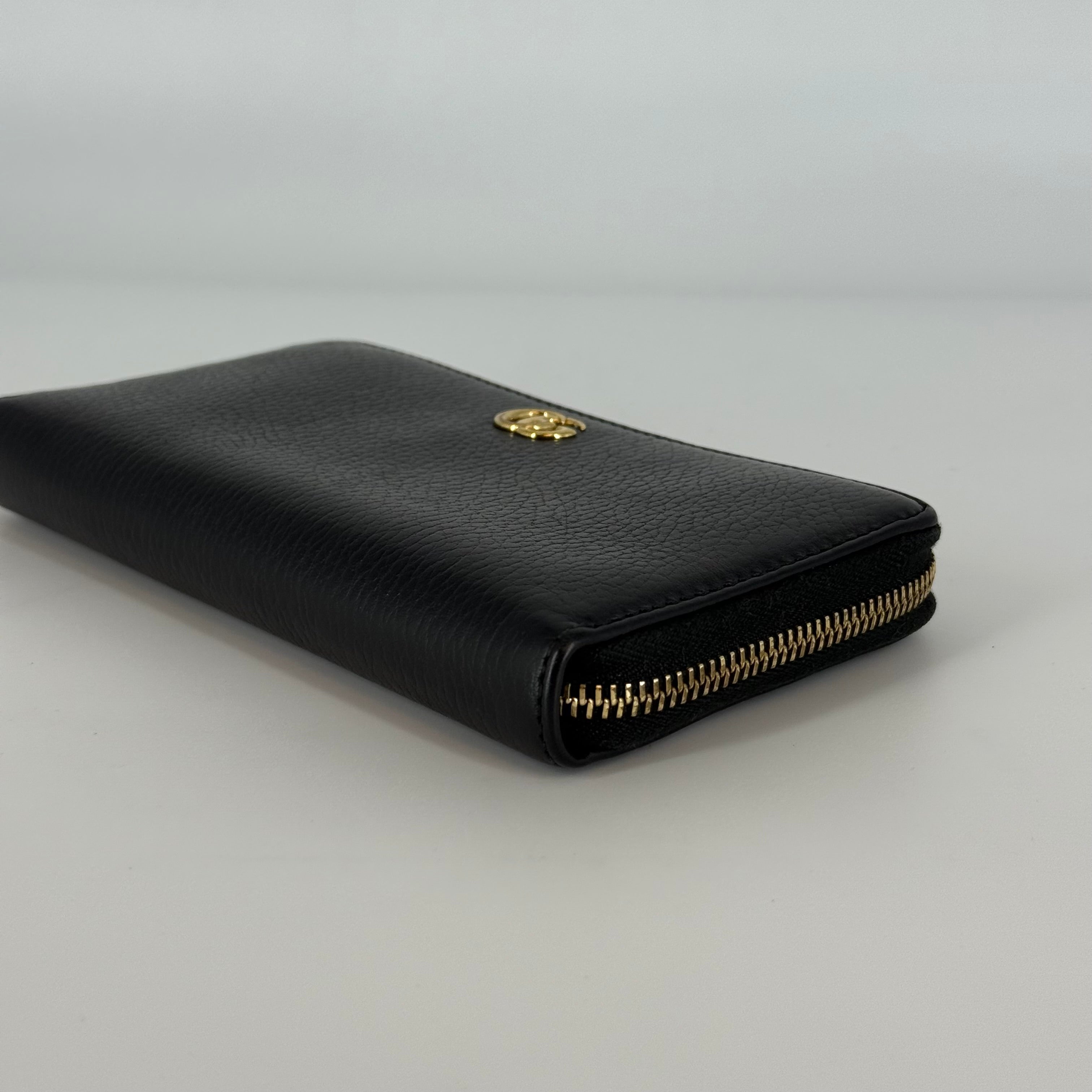 GG Marmont Round Zipper Long Wallet