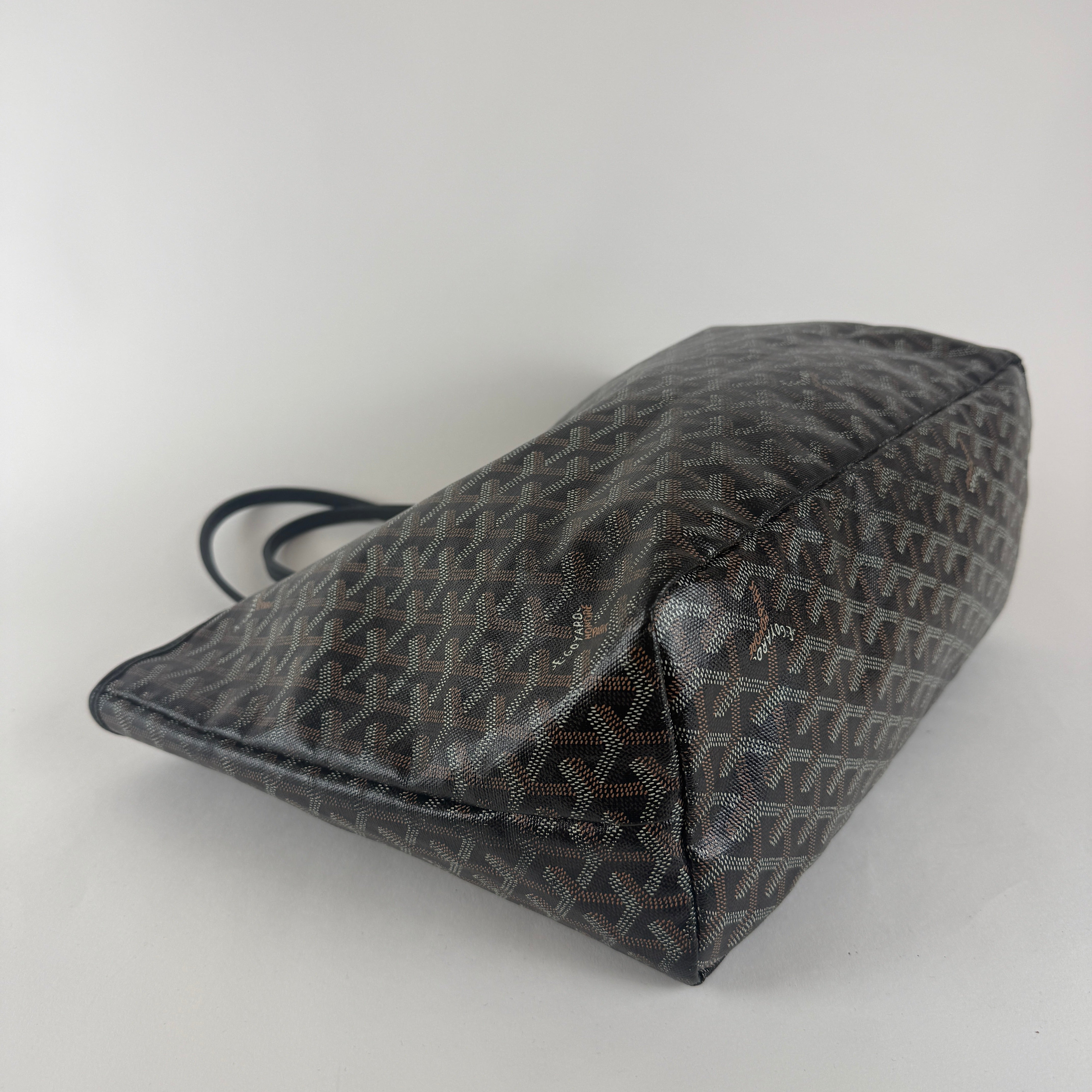 Saint Louis PM — Black Goyardine Canvas