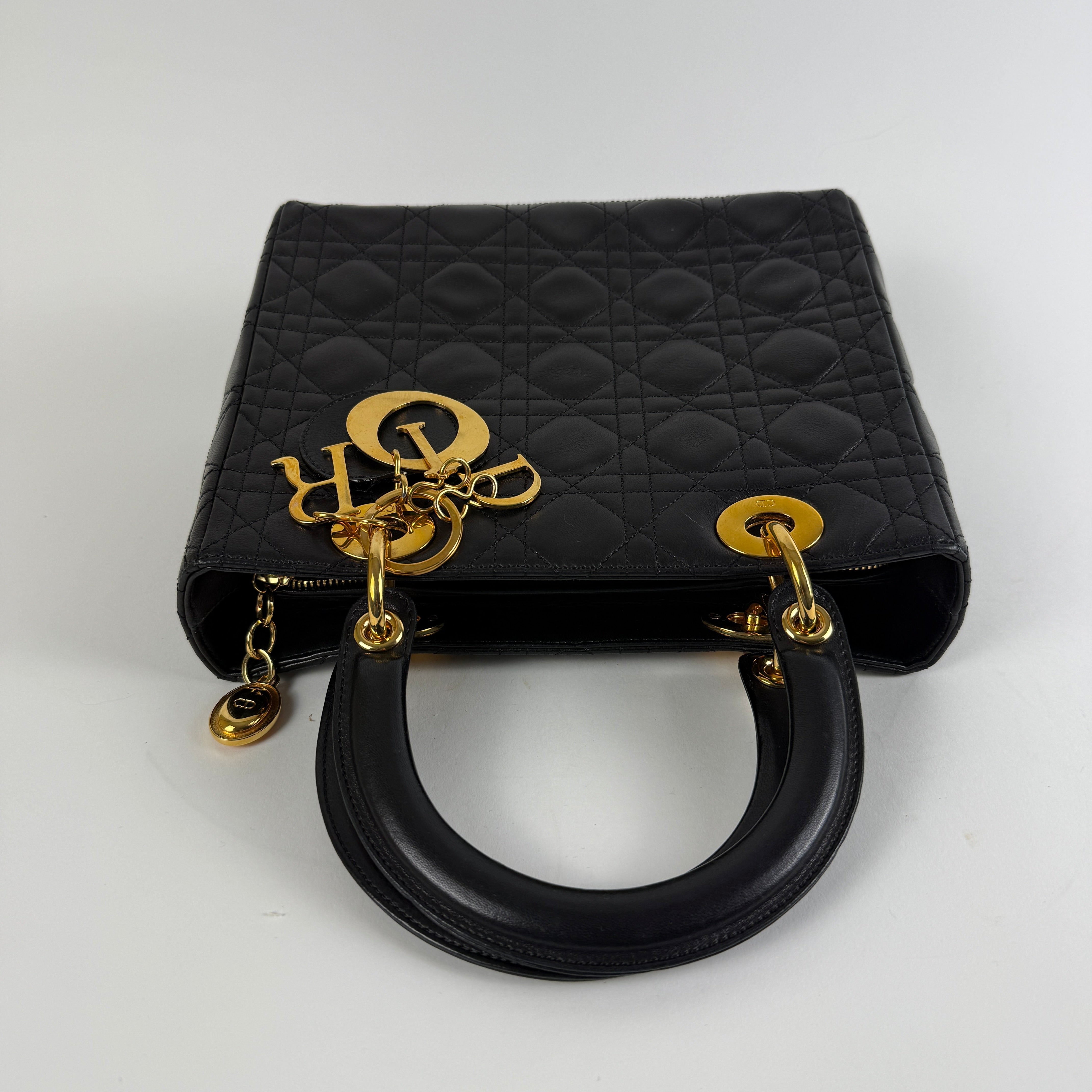 LADY DIOR MÉDIUM BLACK
