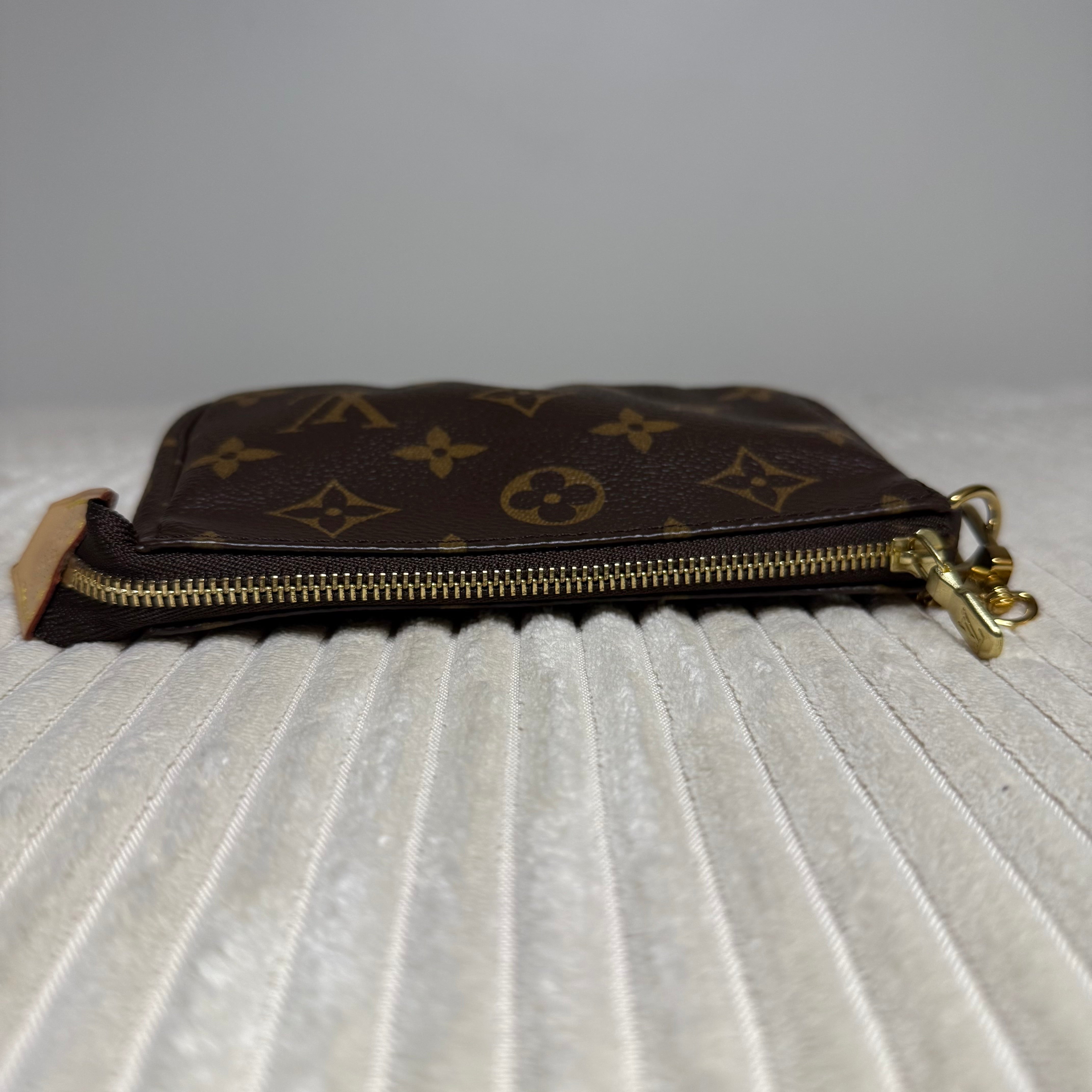 Mini Pochette Accessoires