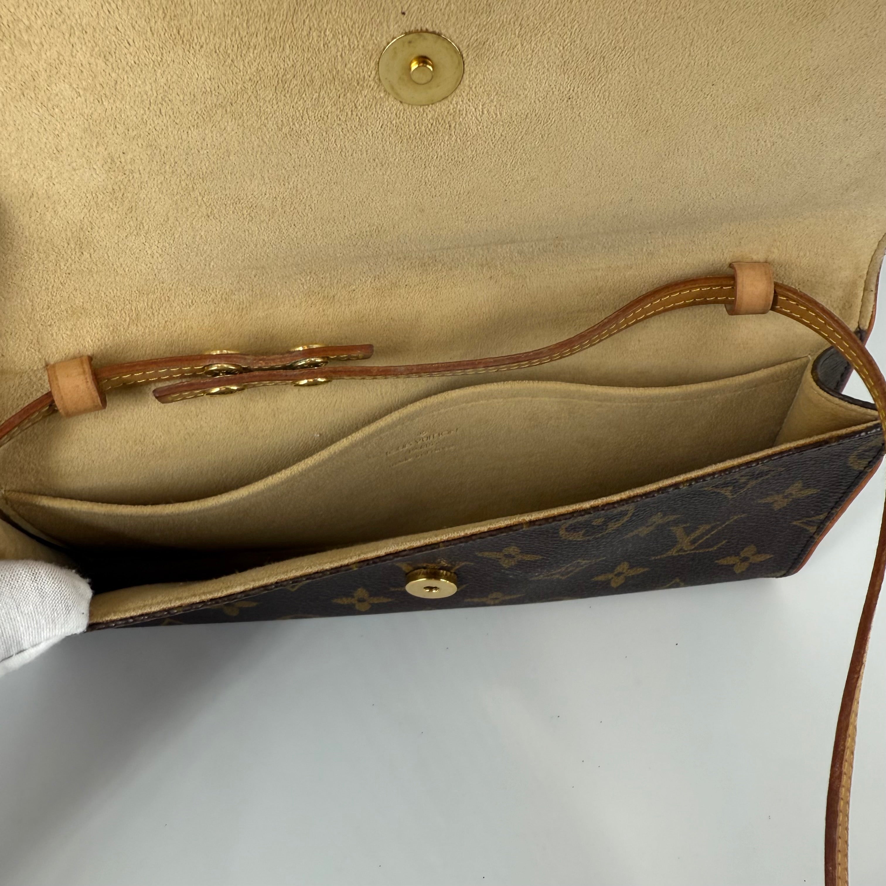Monogram Pochette Twin GM