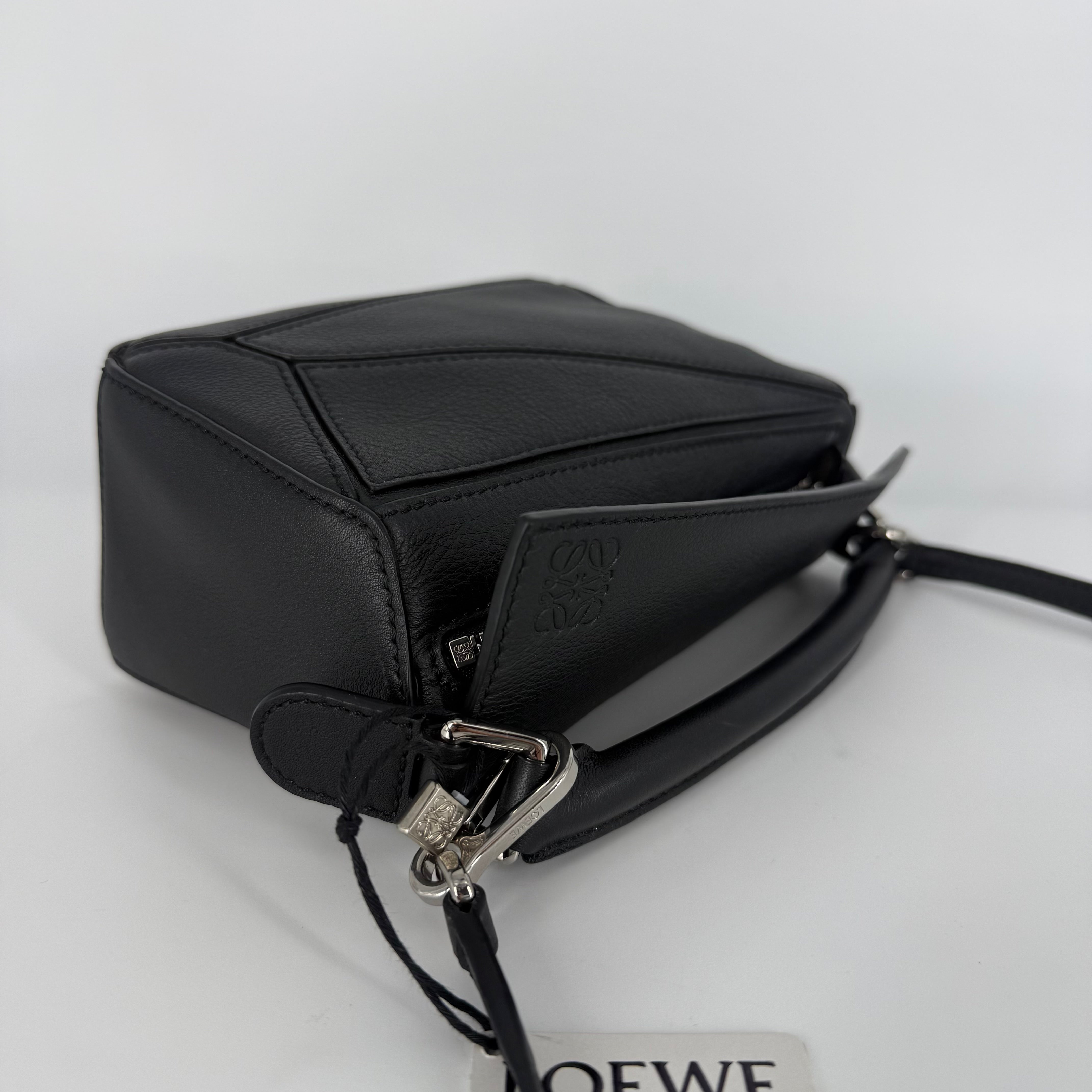 Mini Puzzle – Black Leather