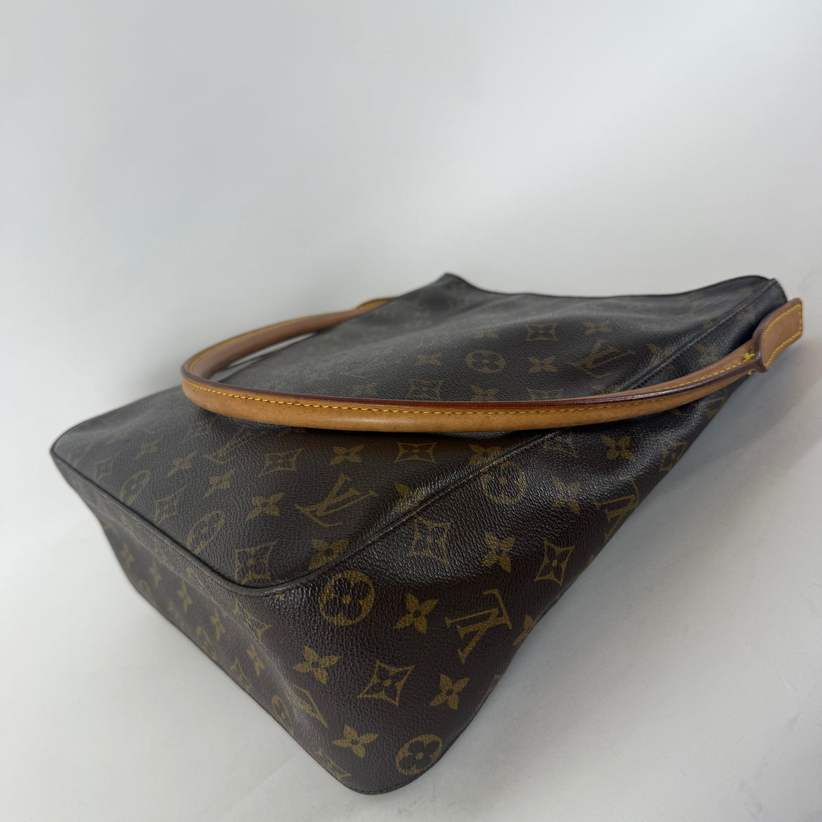 Looping GM — Monogram Canvas