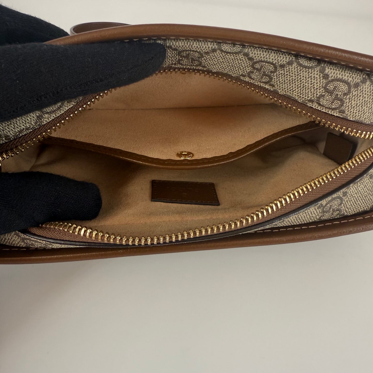 Gucci – Interlocking G