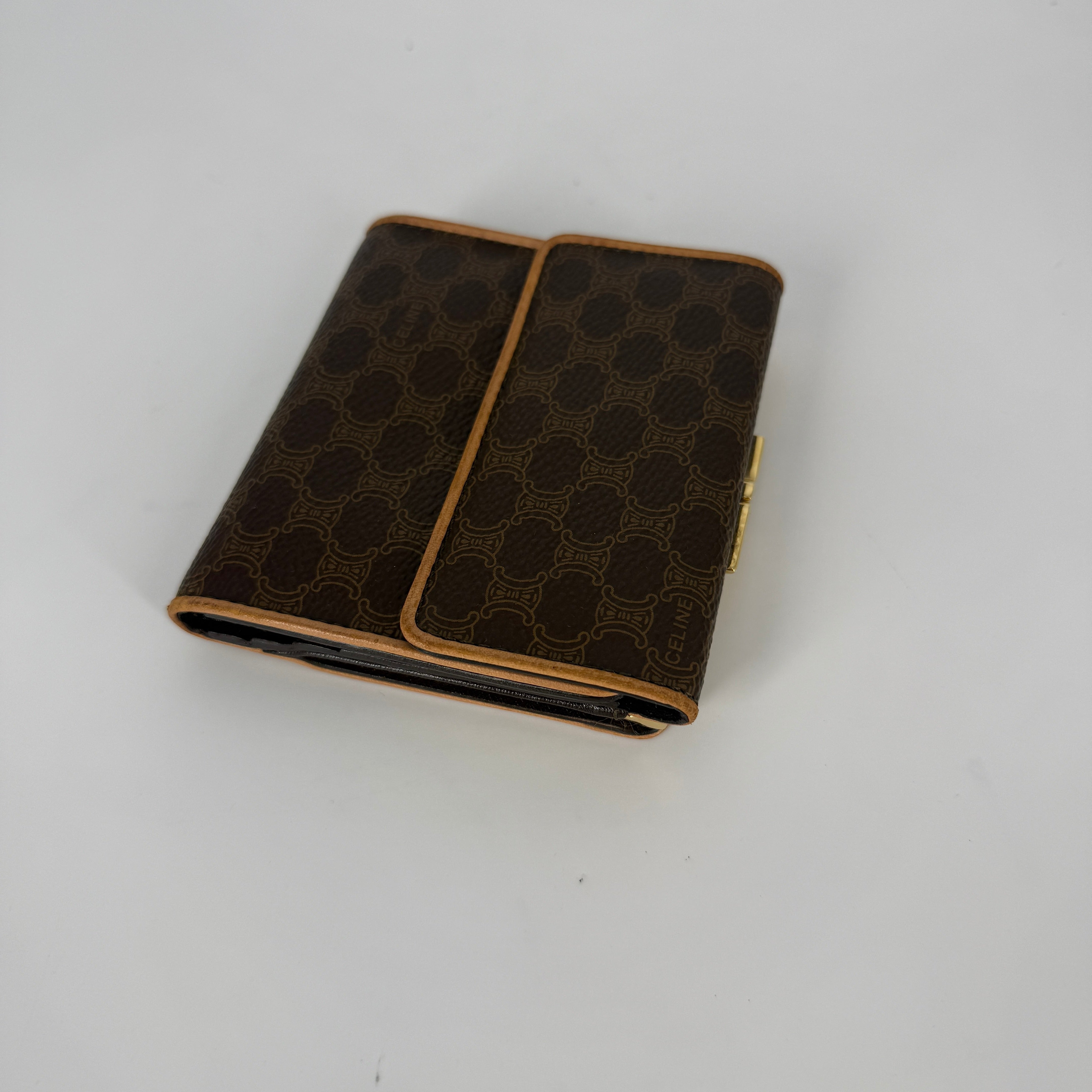 Vintage Wallet Monogram Canvas