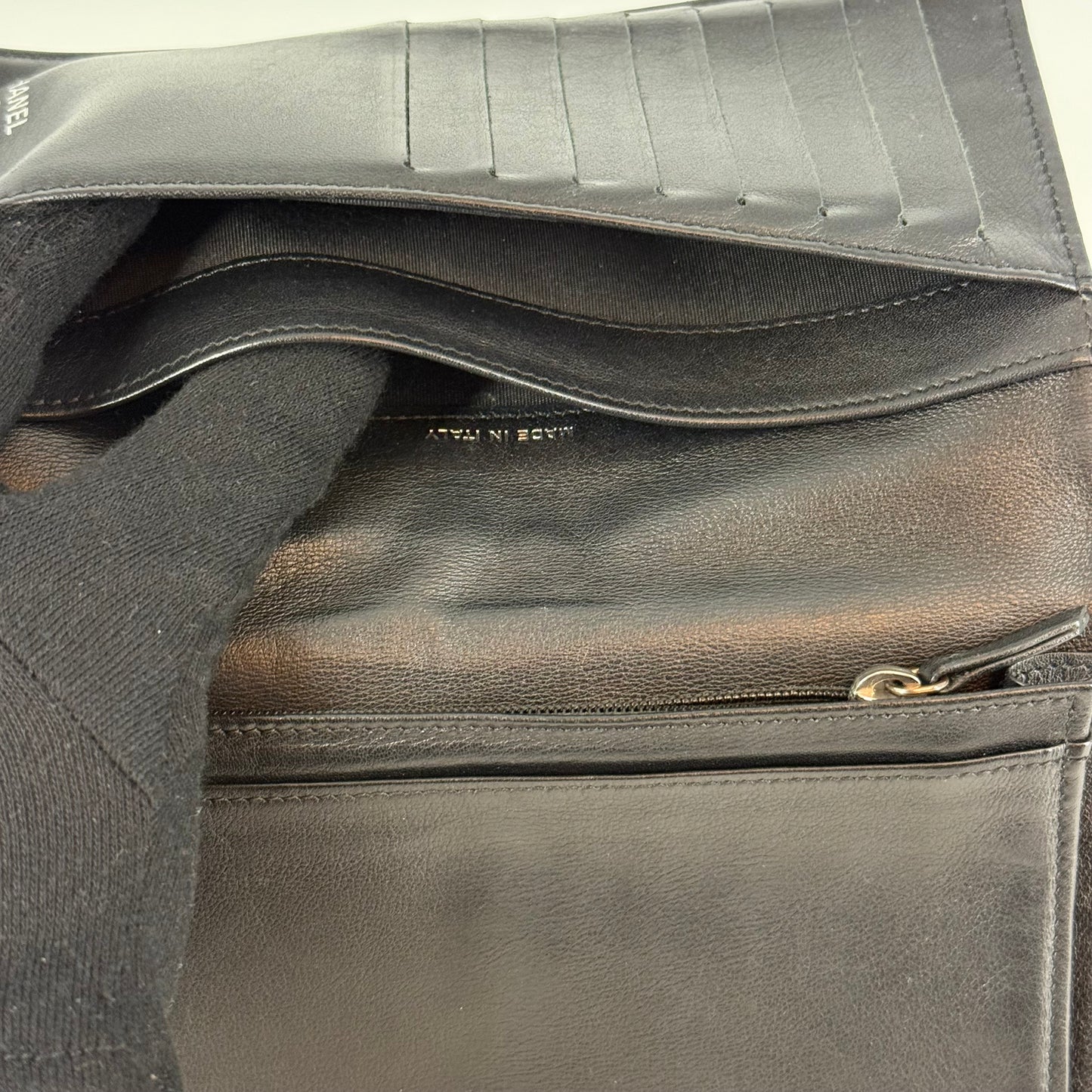 Chanel – Bi-Fold Wallet