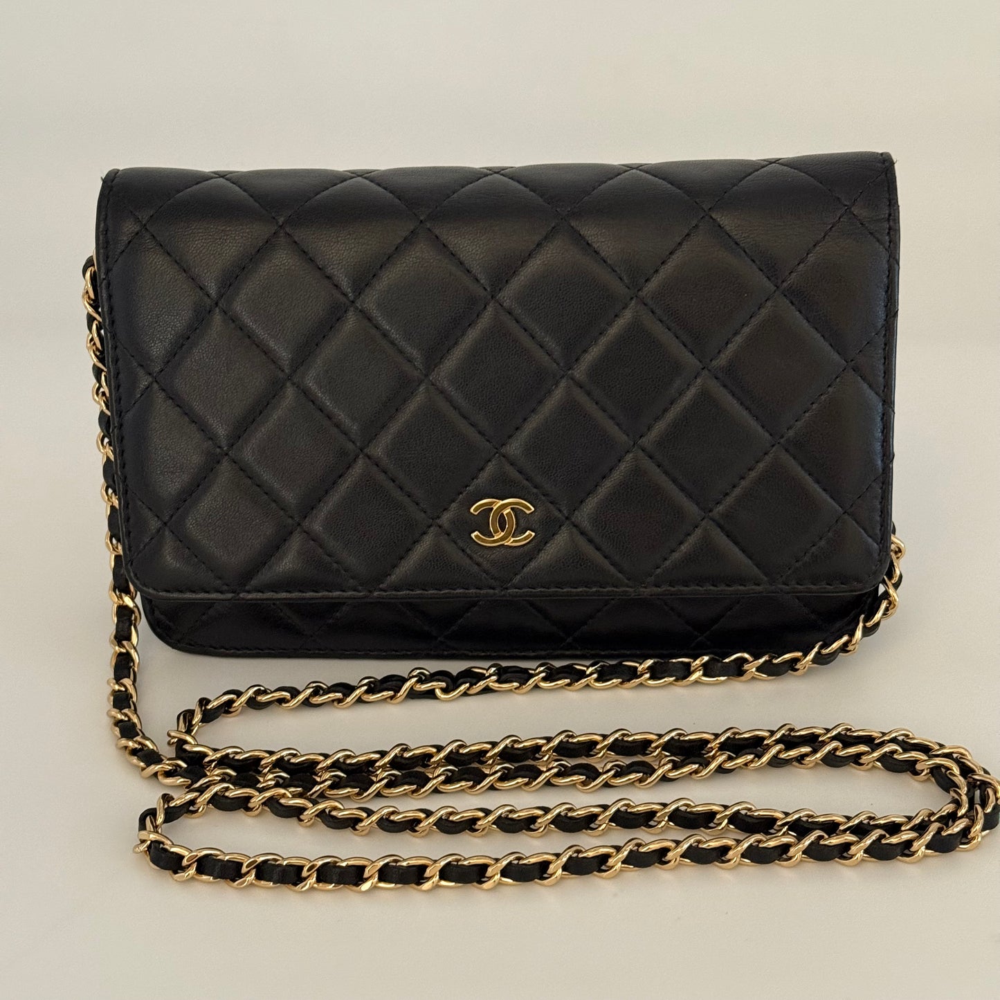 Chanel Classic Wallet on Chain (WOC)