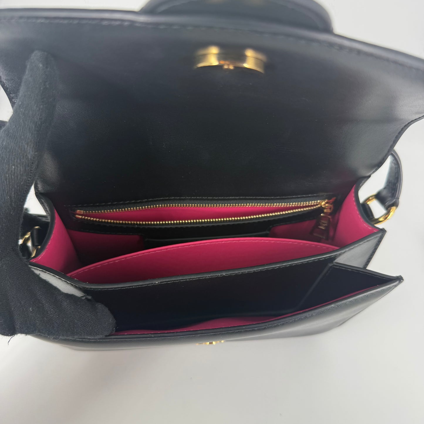 LOUIS VUITTON Pont Neuf Bag – Black Leather