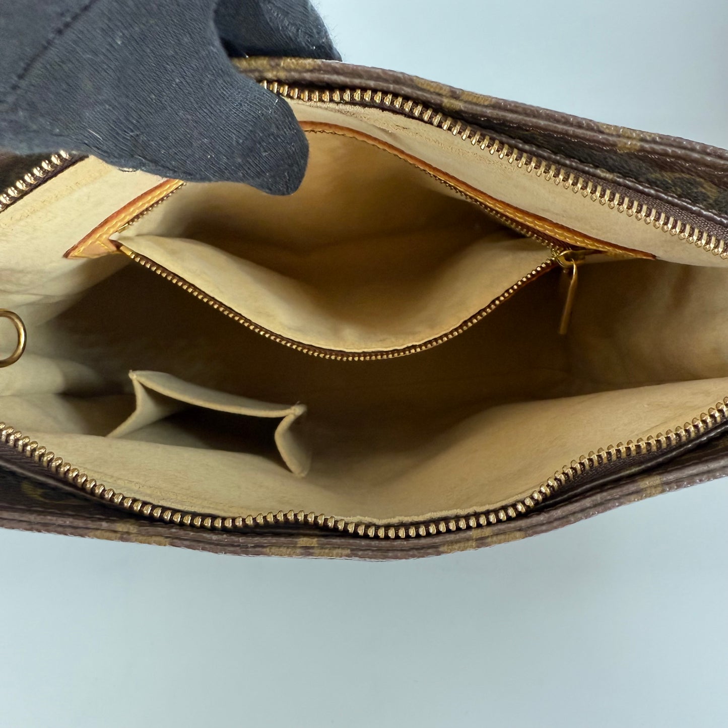 Louis Vuitton Looping GM