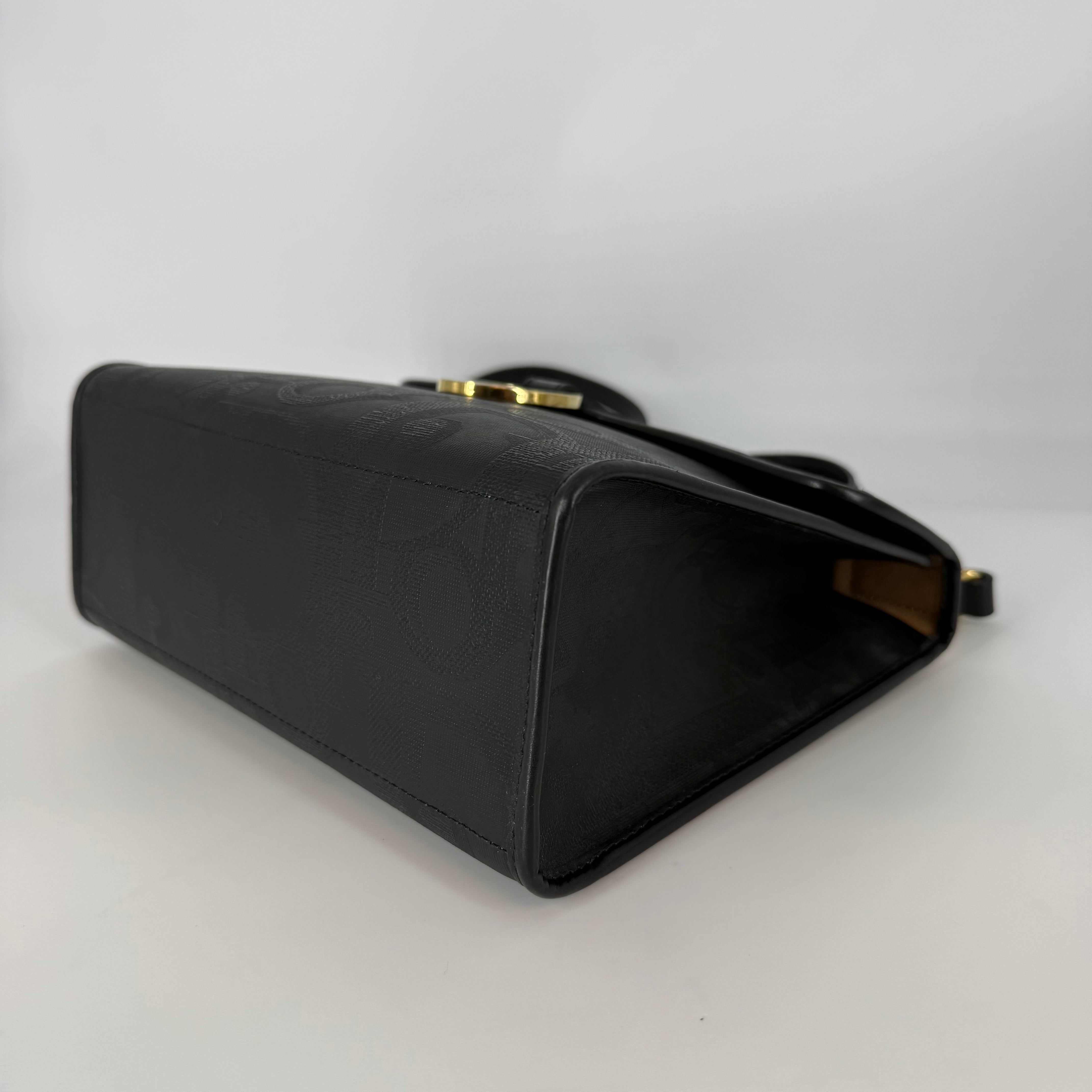 Black Oblique Trotter Shoulder Bag