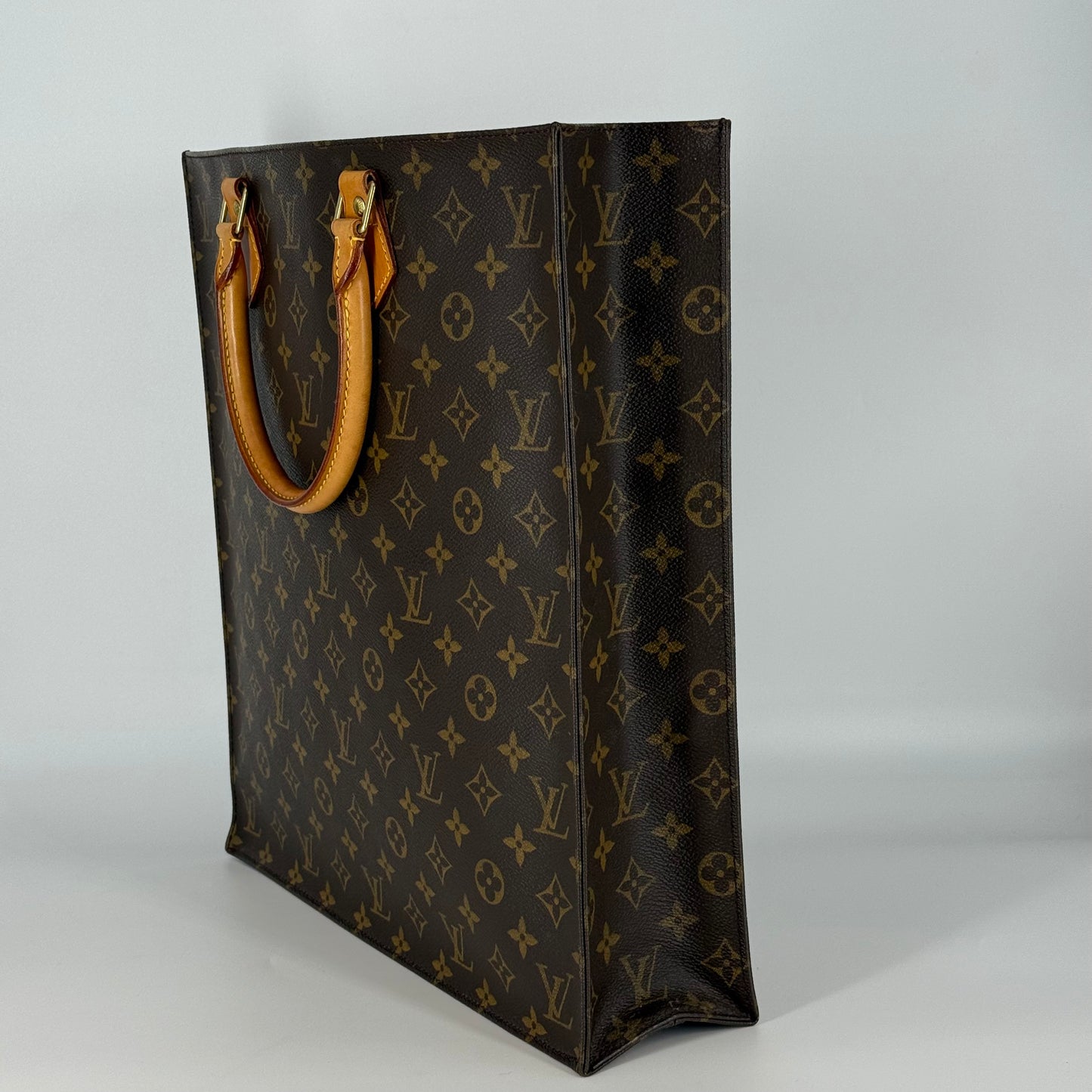 LOUIS VUITTON Sac Plat