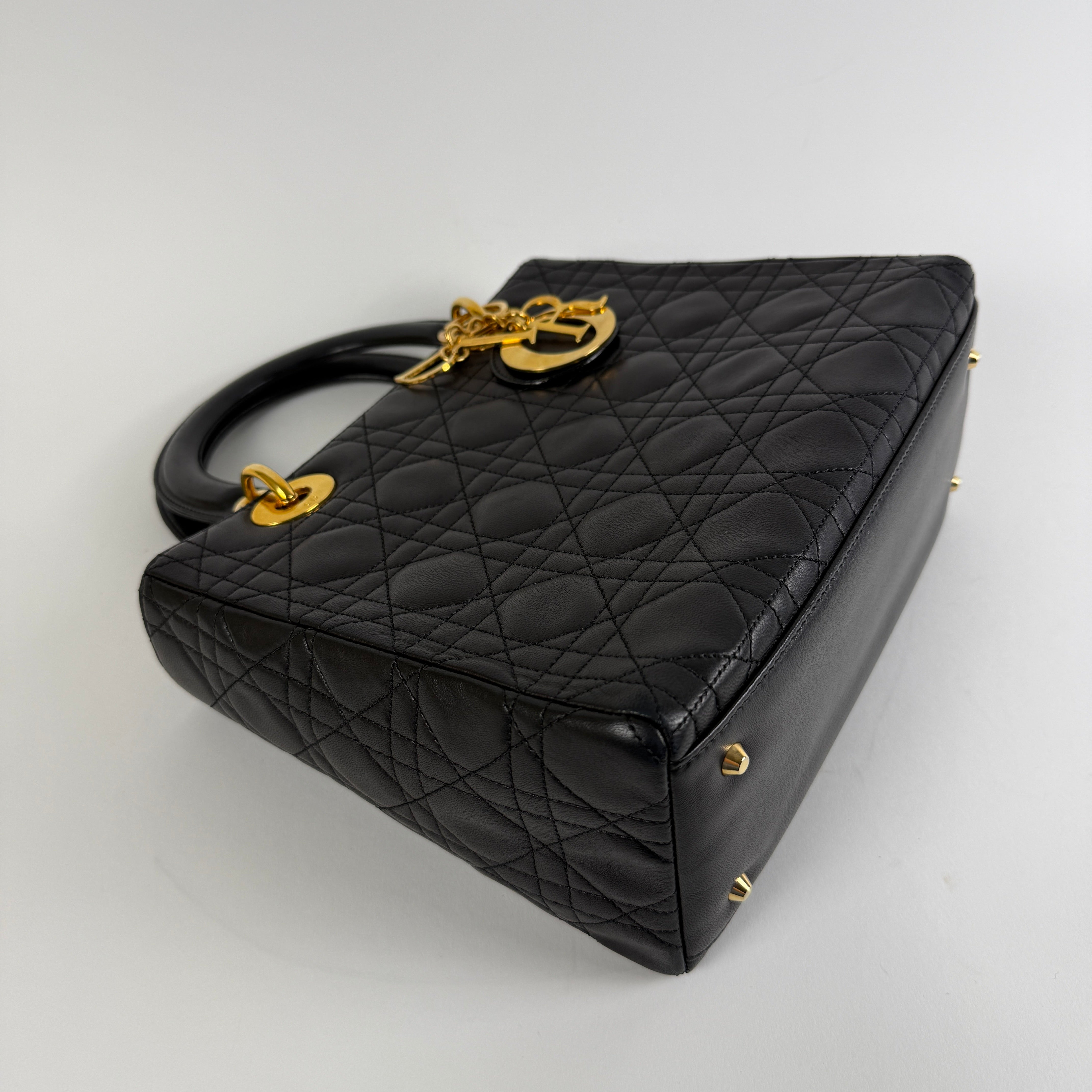 LADY DIOR MÉDIUM BLACK
