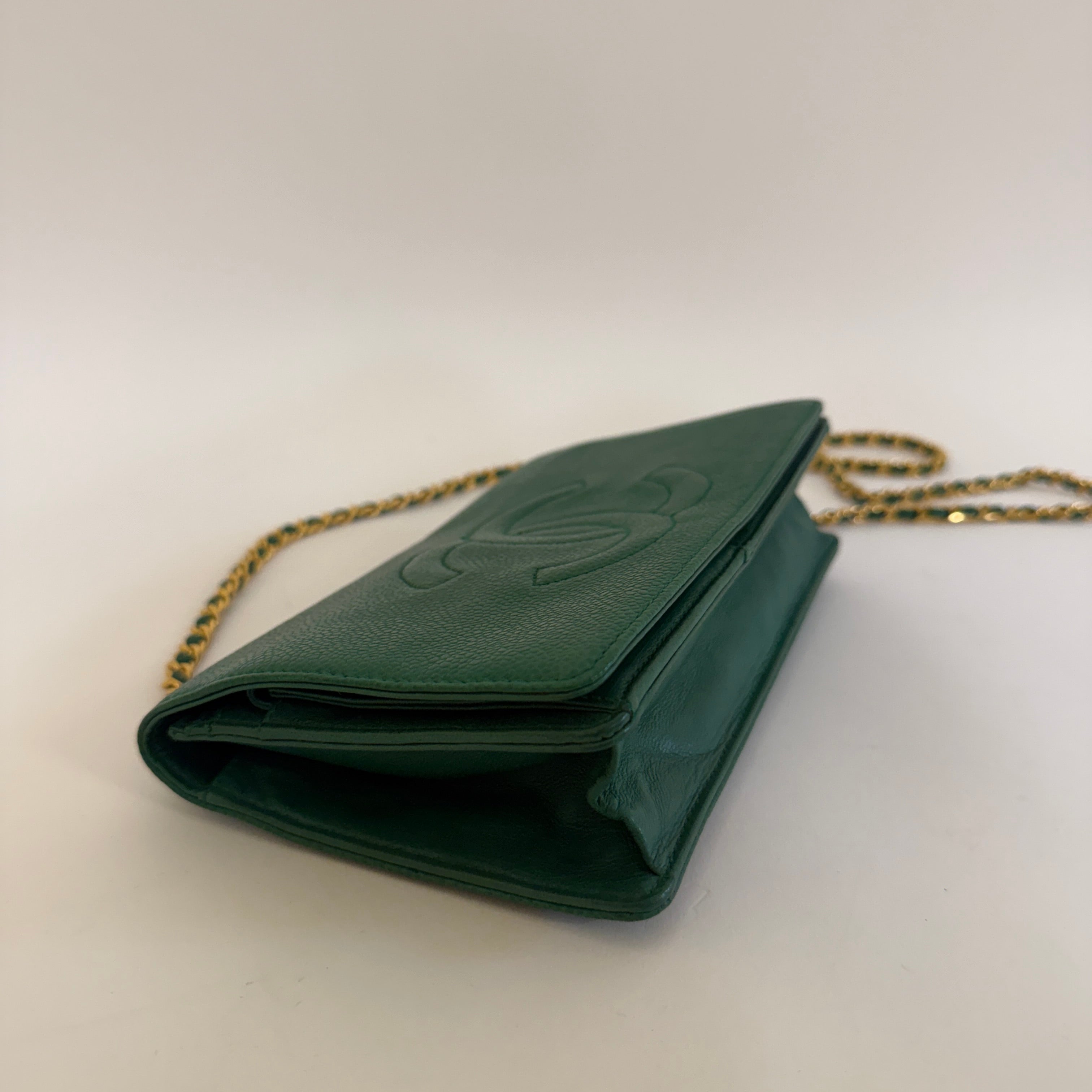 Vintage Caviar Wallet on Chain — 24K Gold