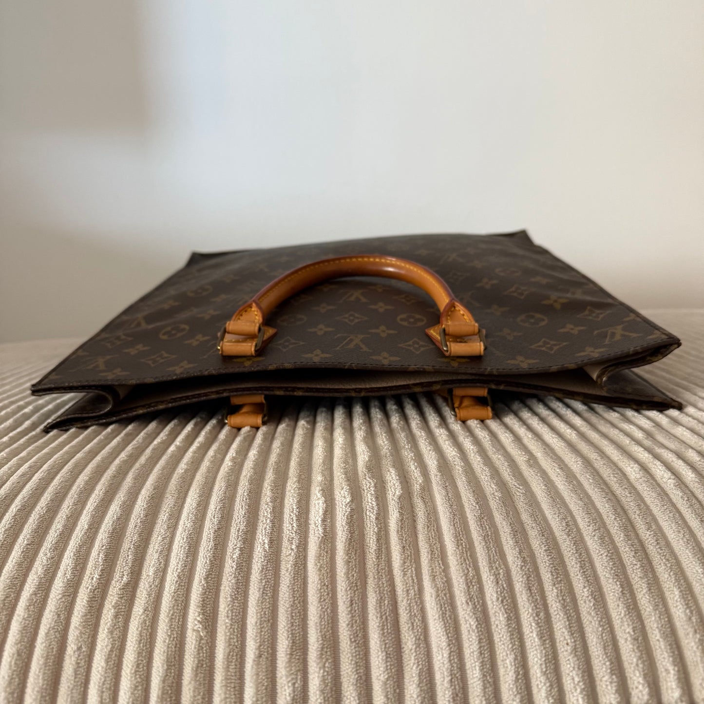 Louis Vuitton Monogram Sac Plat