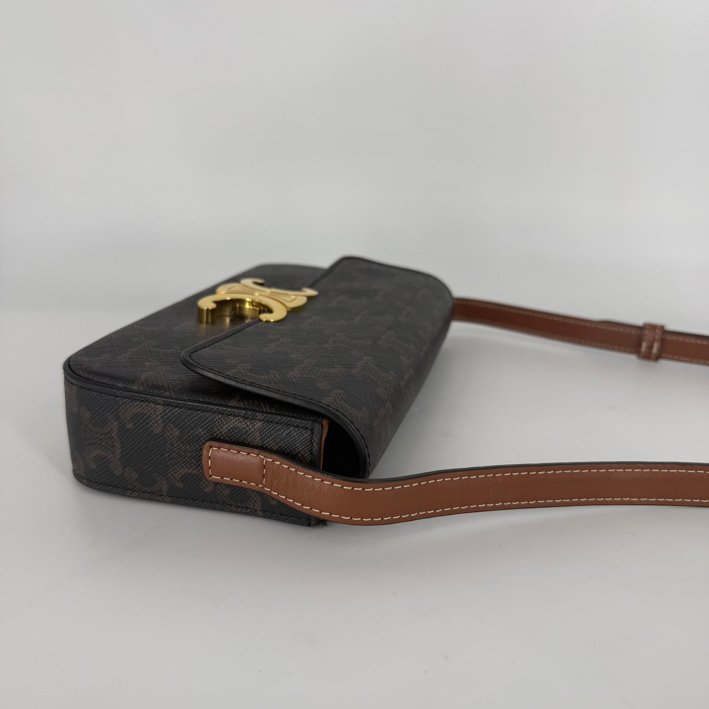 CÉLINE Claude Triomphe Shoulder Bag