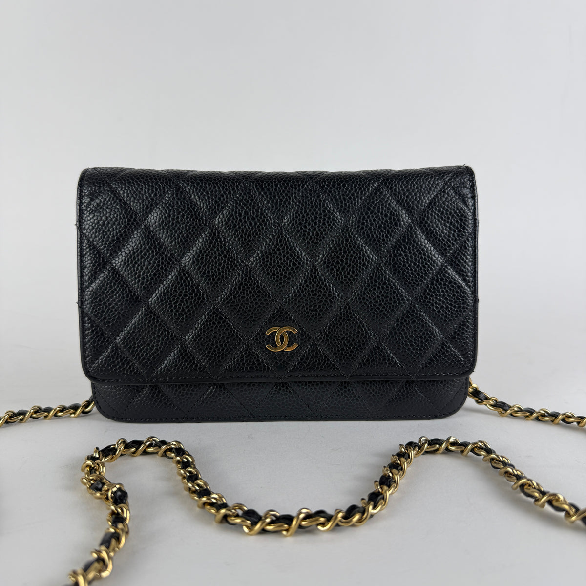 Wallet on Chain — Black Caviar Leather — Gold-Tone Hardware
