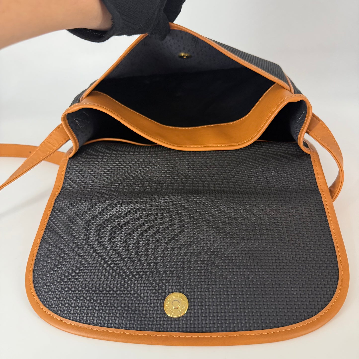 YVES SAINT LAURENT Shoulder Bag