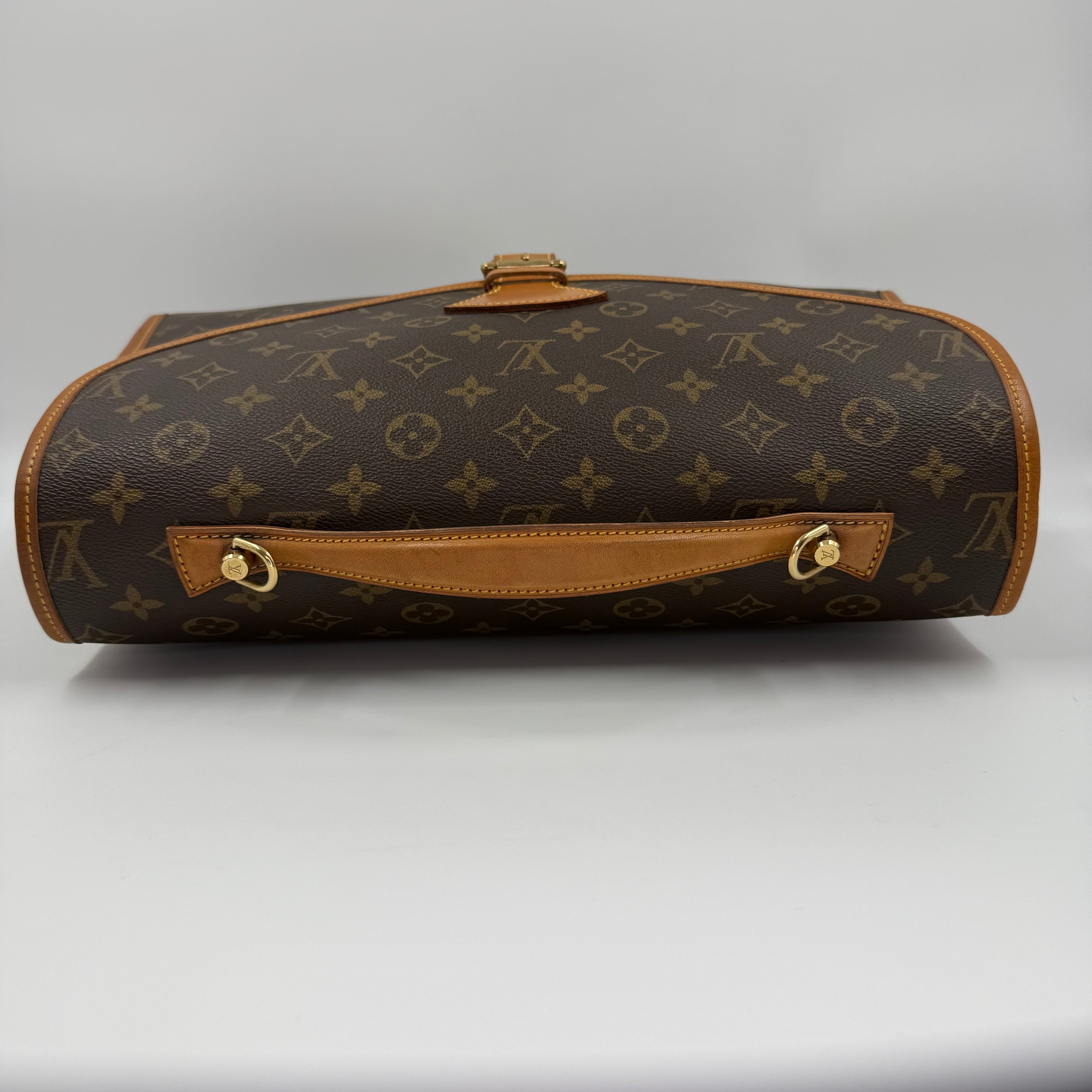 Monogram Beverly