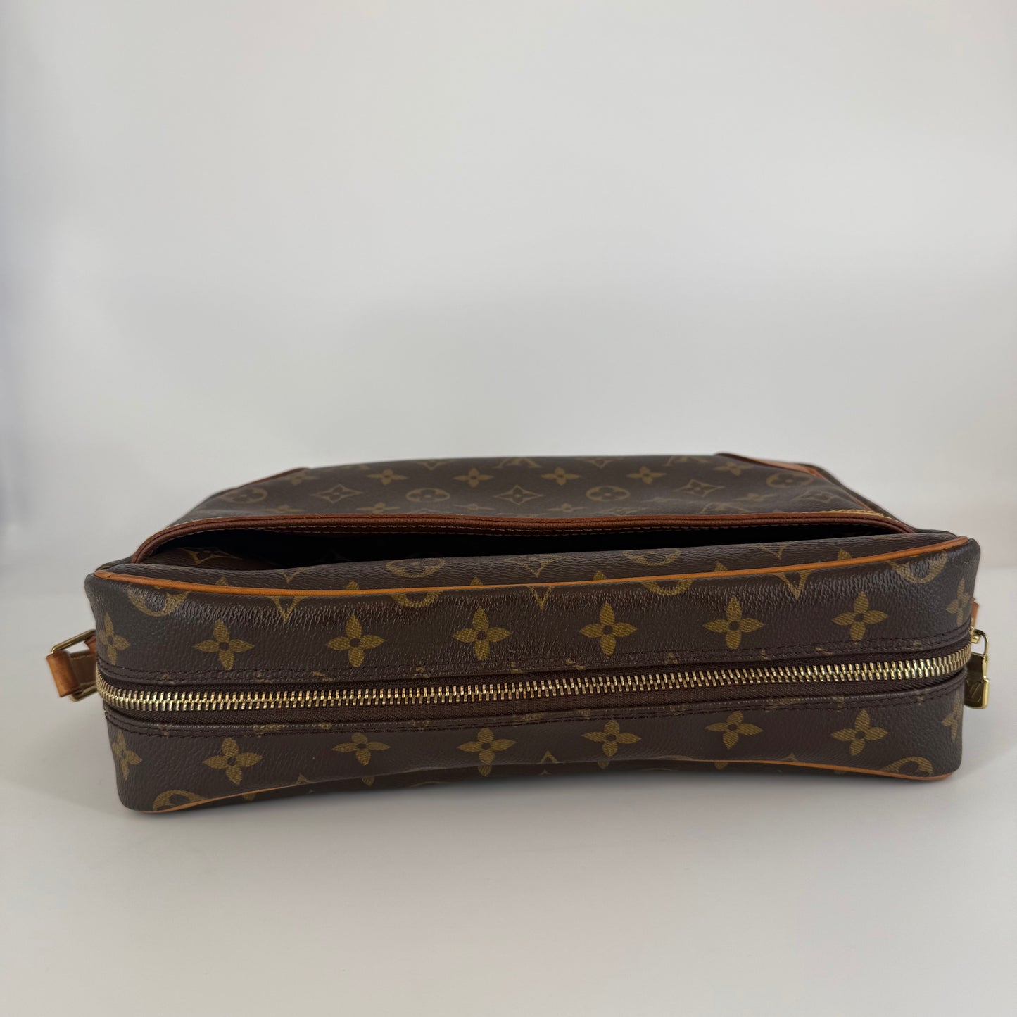 Louis Vuitton - Trocadéro 30