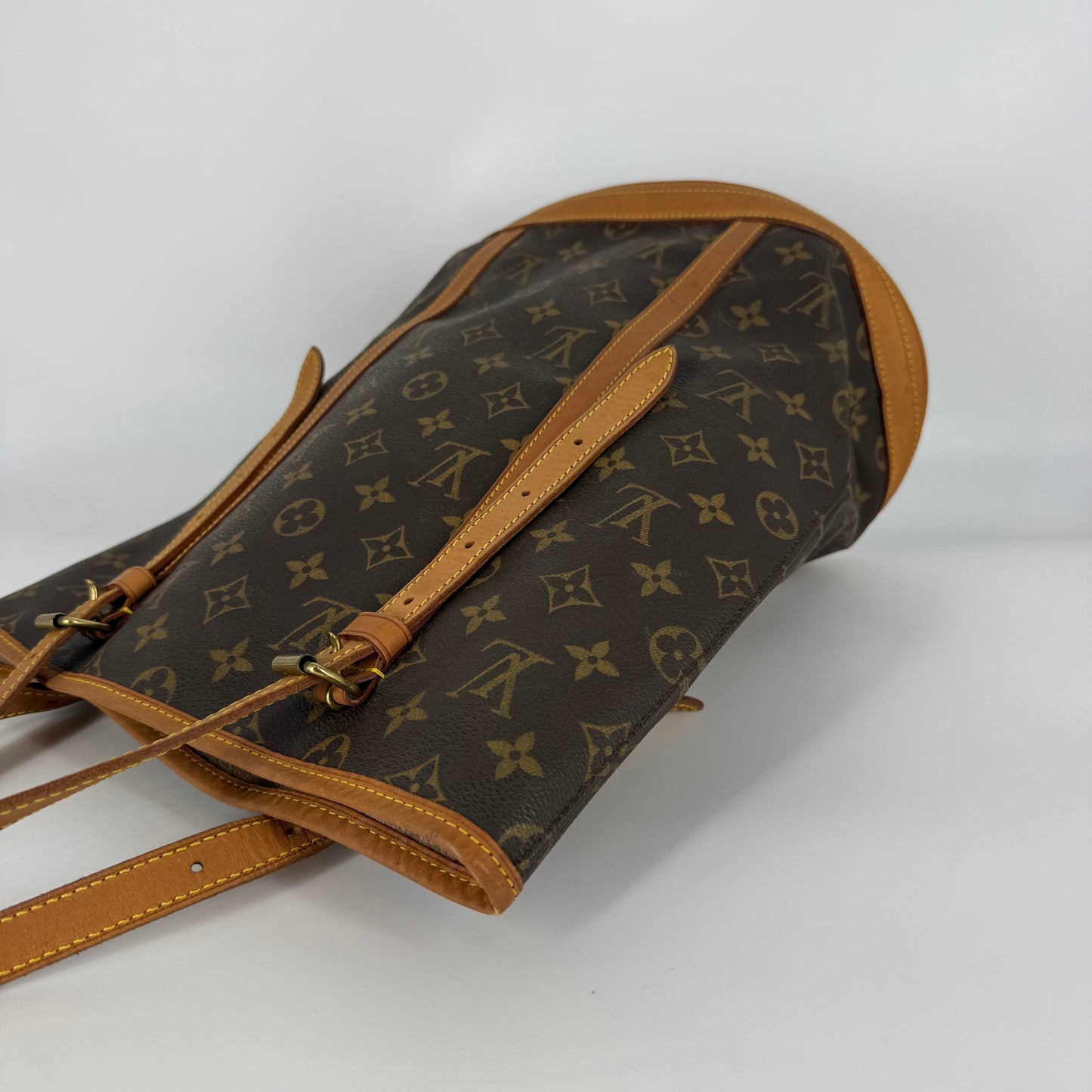 LOUIS VUITTON Bucket GM Monogram