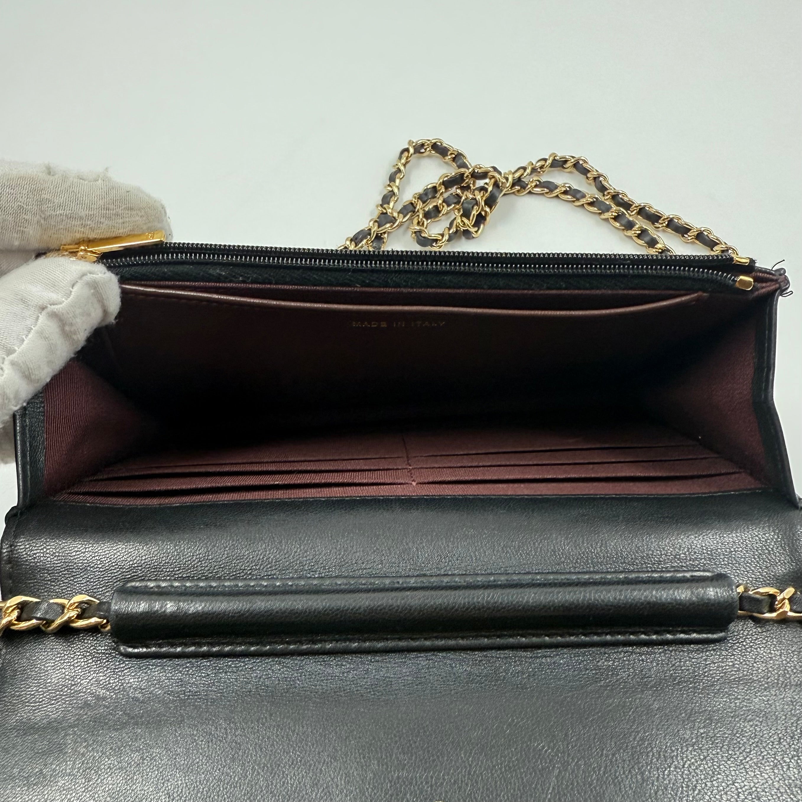 Classic Wallet on Chain (WOC)