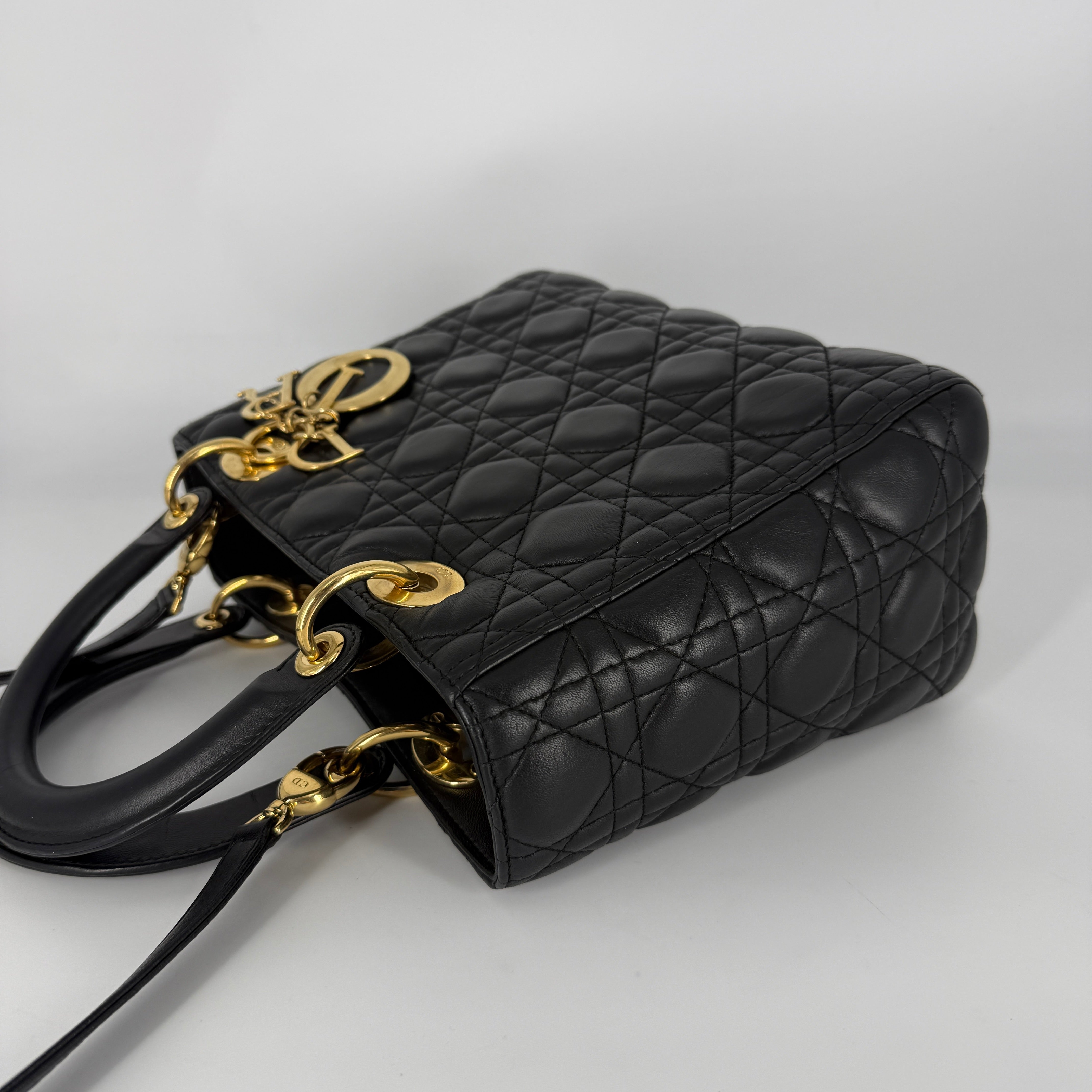 LADY DIOR Black Cannage Médium